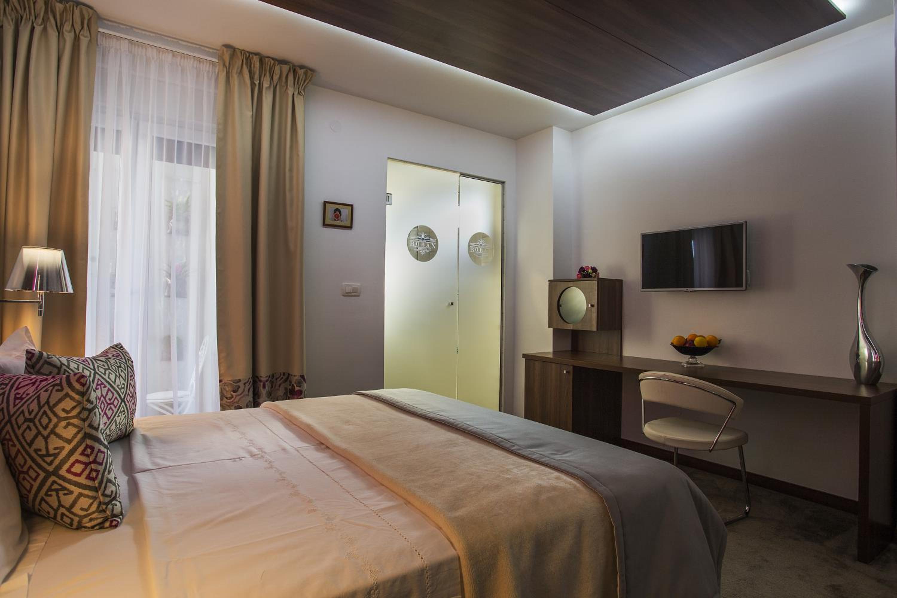Superior Double Room photo 2