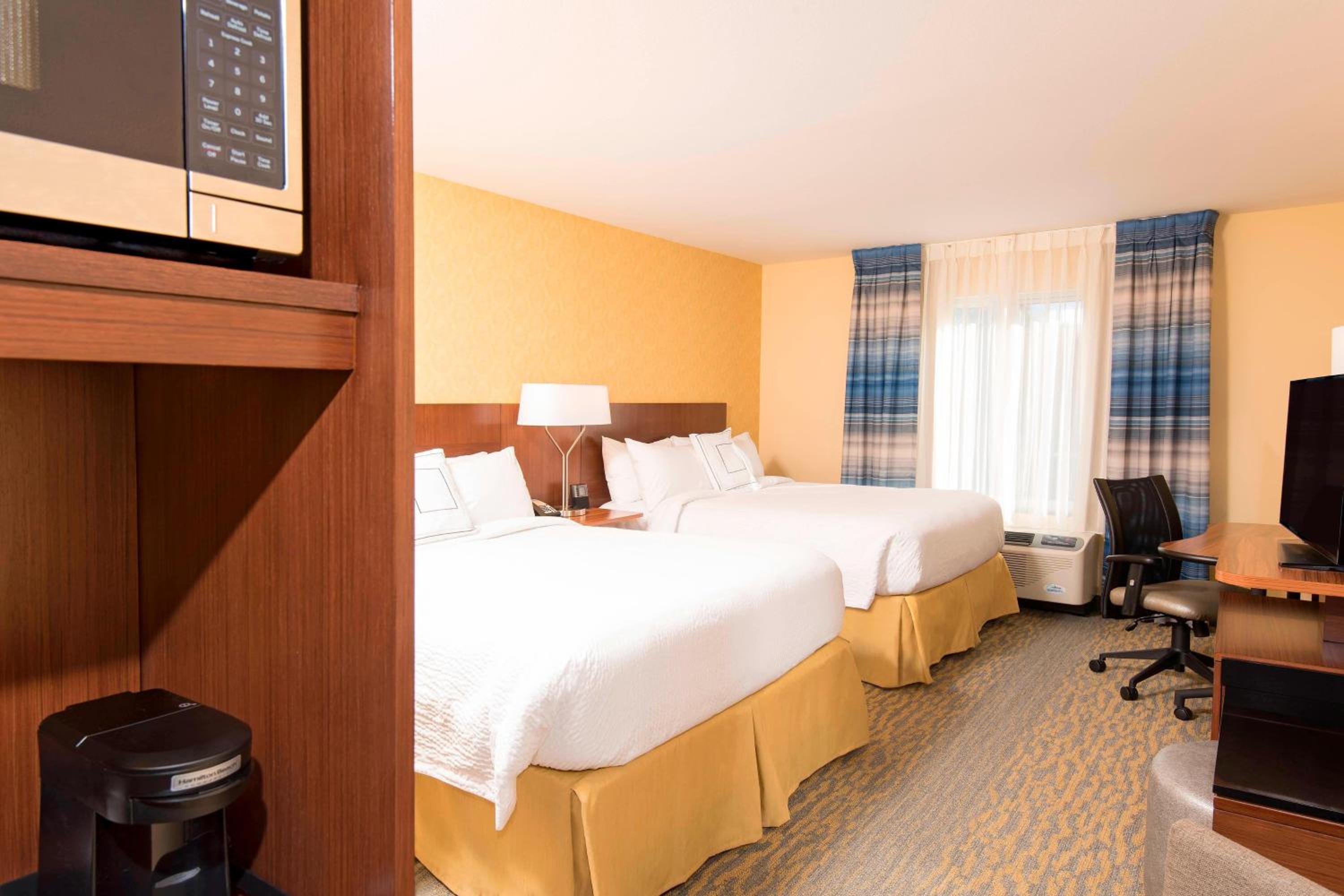 Queen Room photo 1