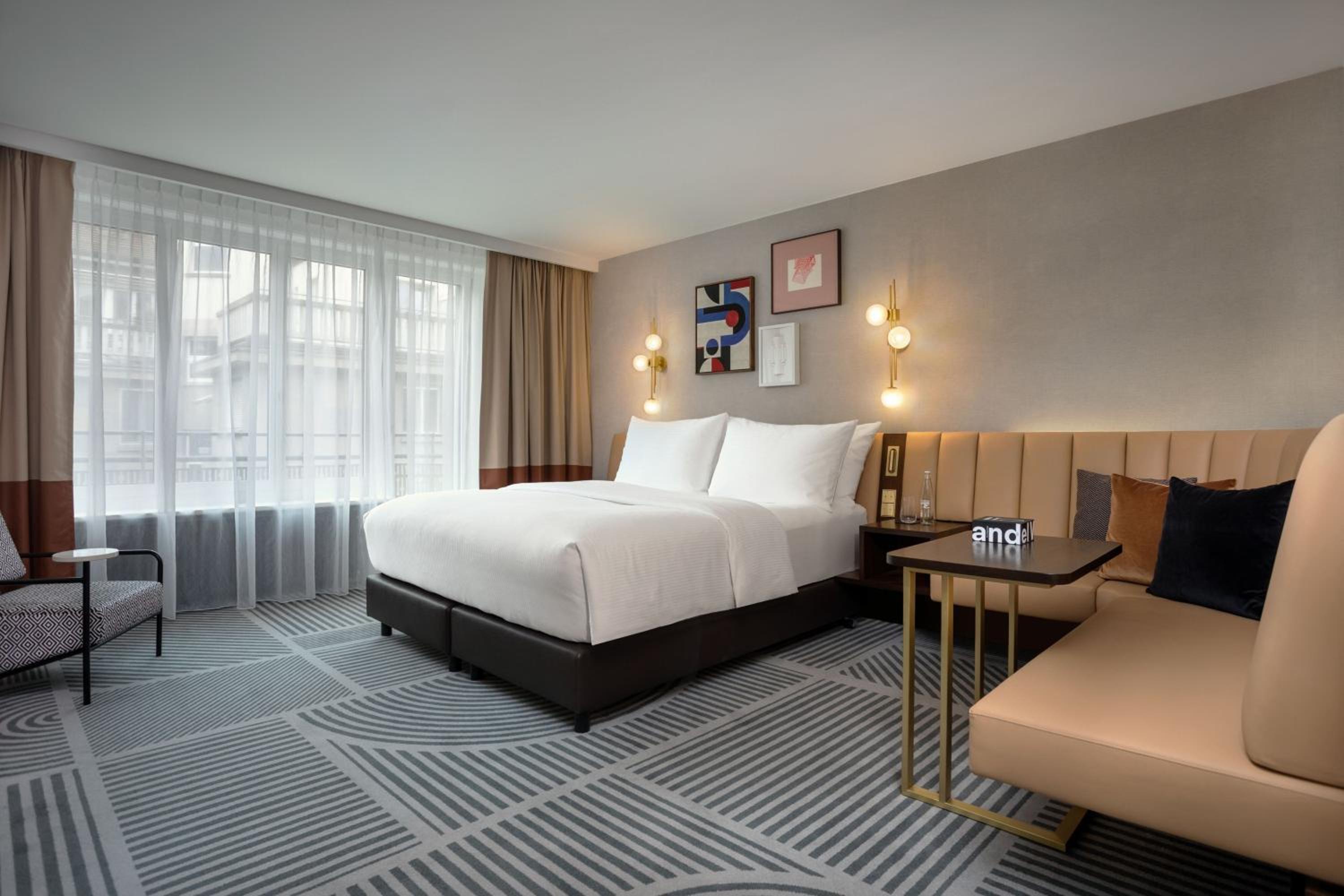 Grand Superior King Room with Balcony