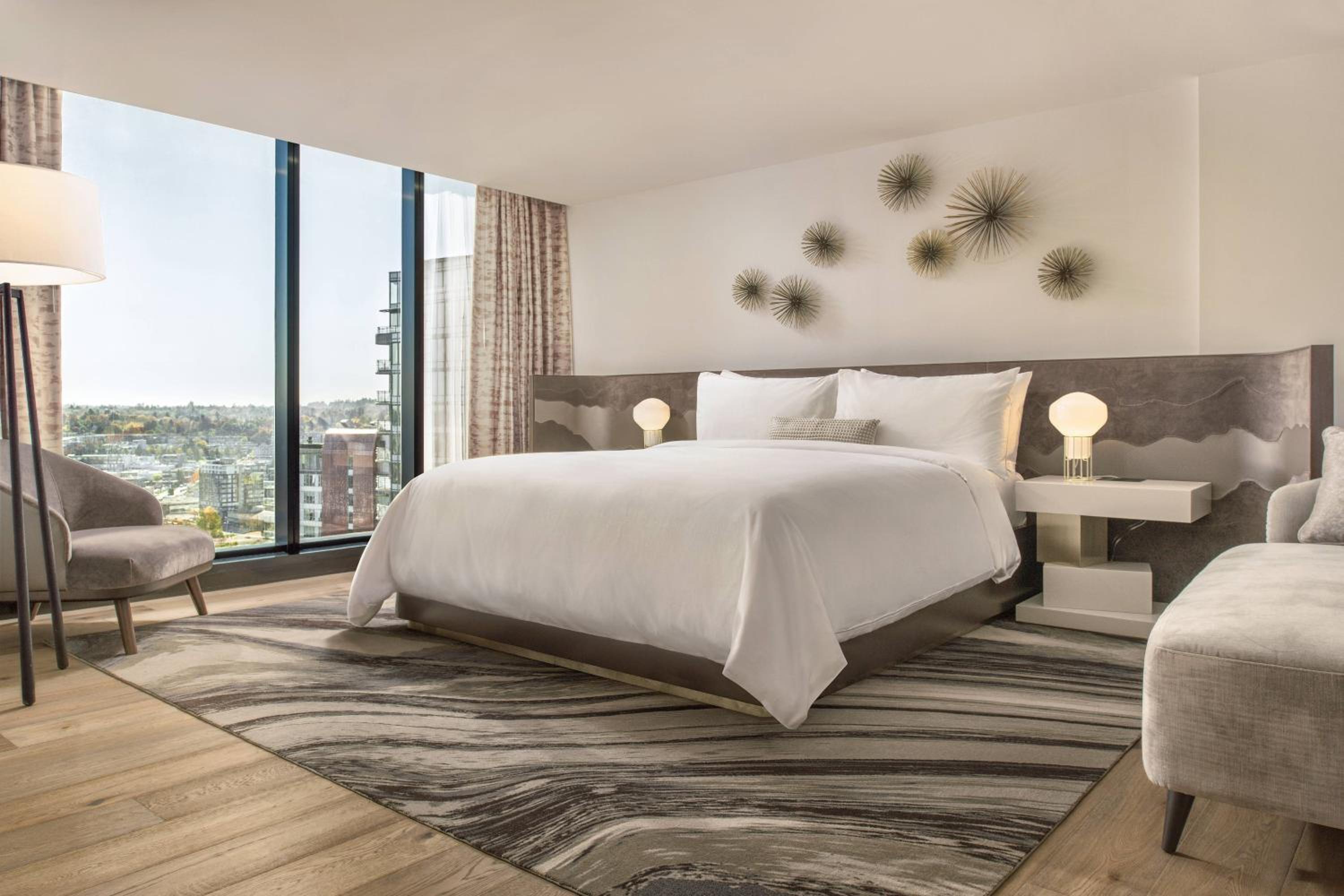Two-Bedroom Presidential Suite thumbnail 6