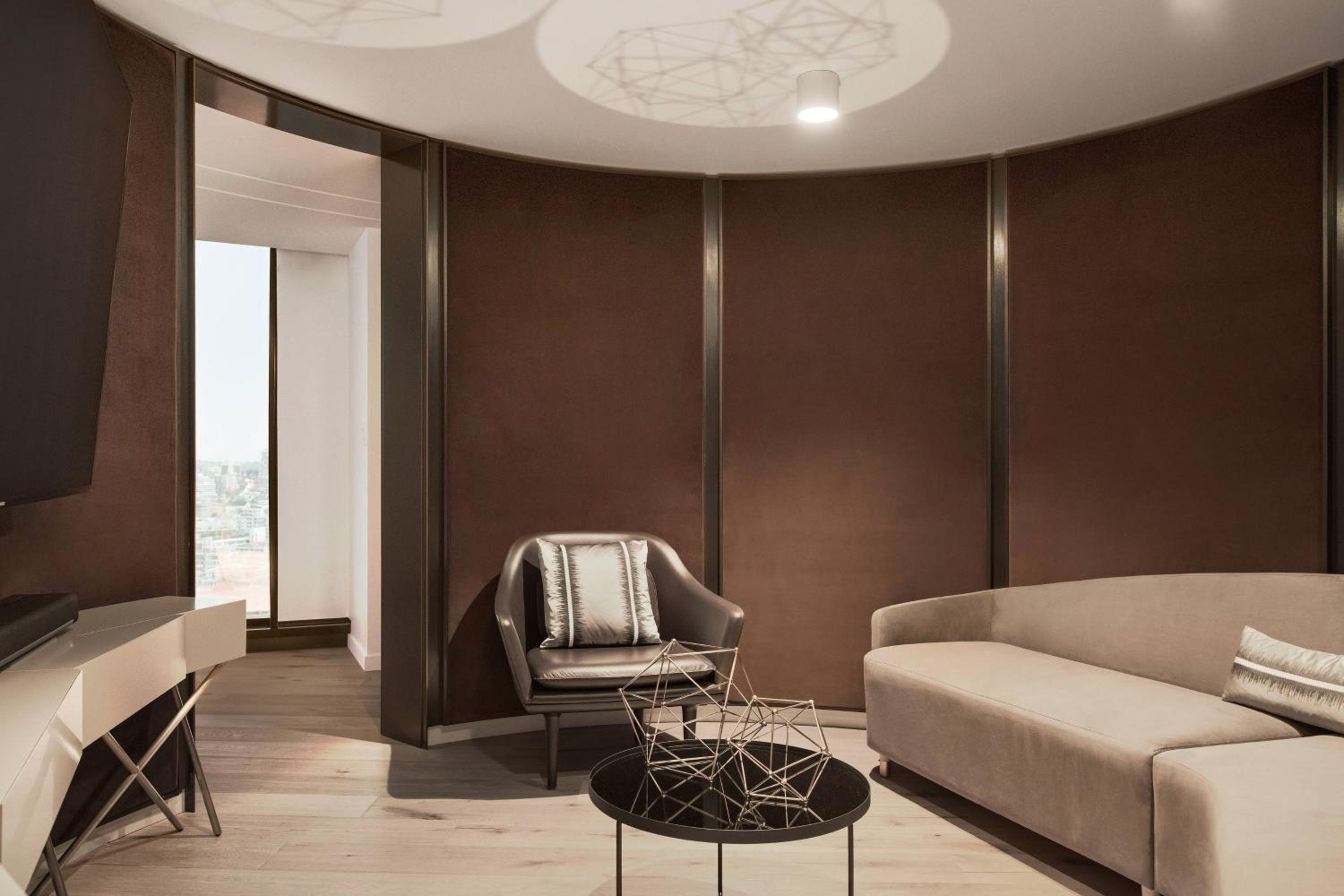 Two-Bedroom Presidential Suite