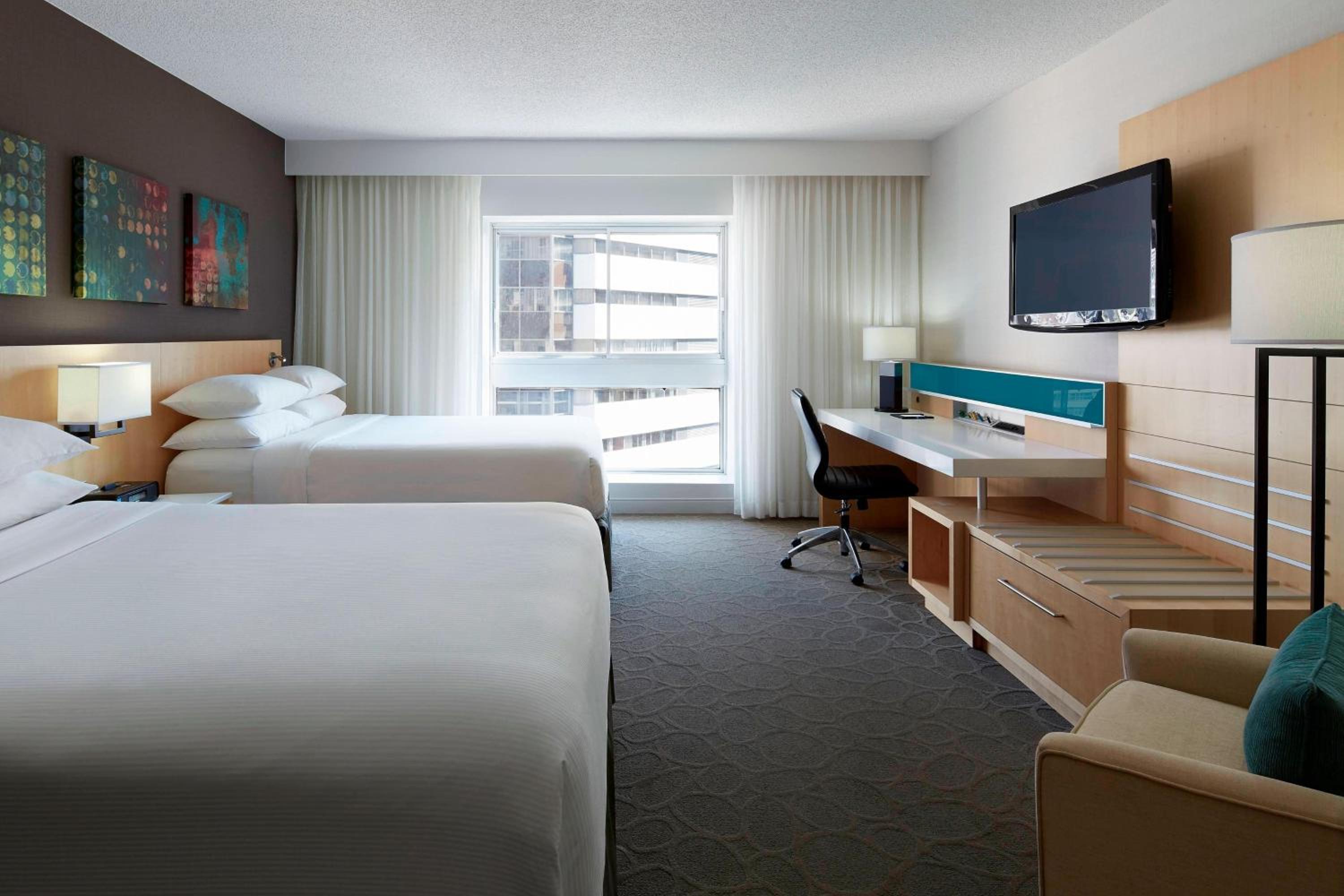 Double Room with Two Double Beds - Photo 1