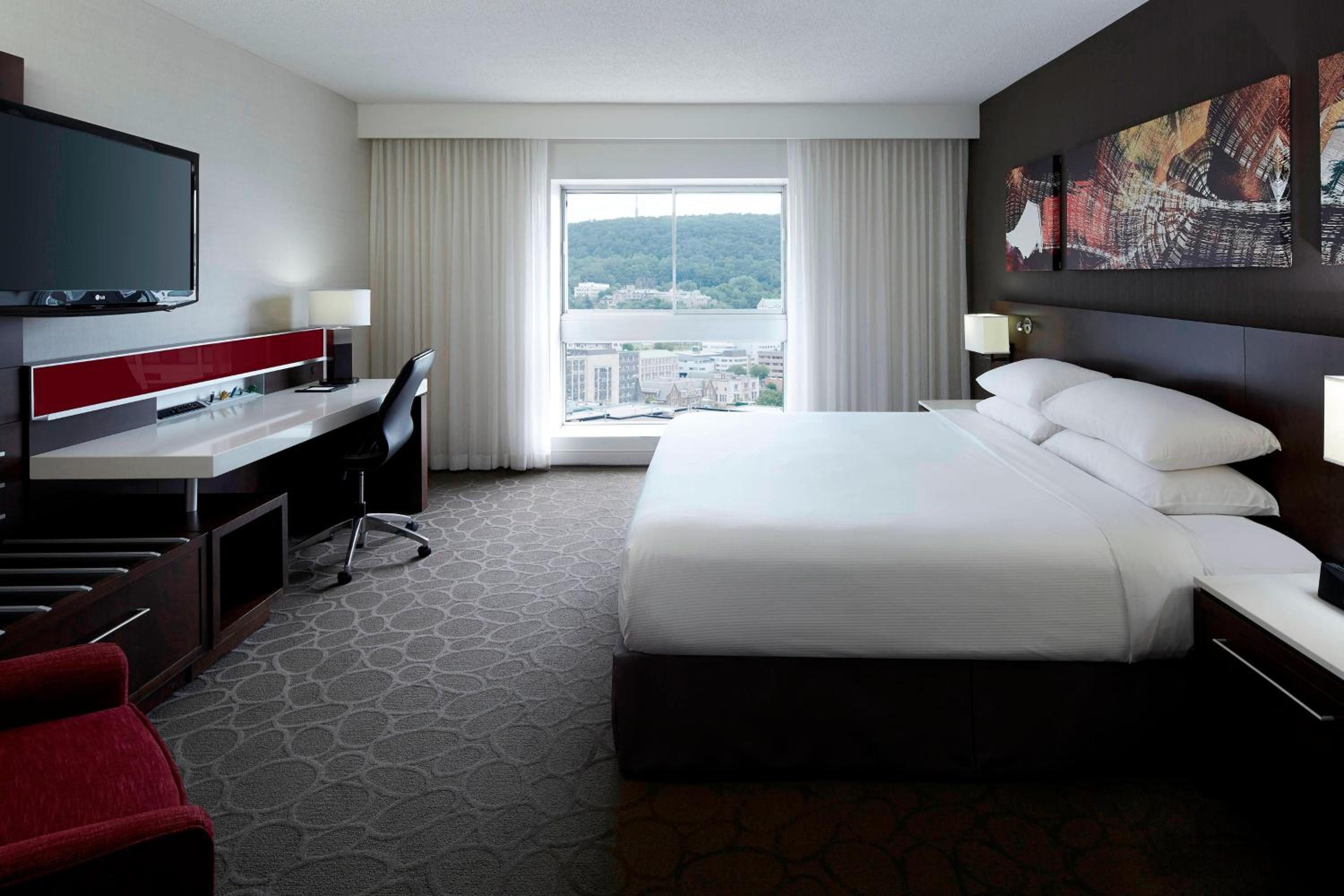 Club King Room - Photo 1
