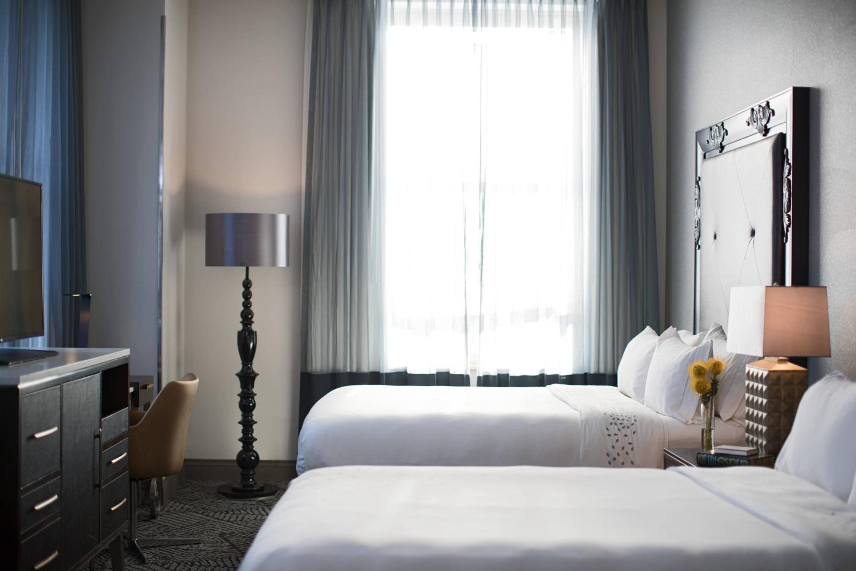 Guest room with Two Queen Beds and Club lounge access