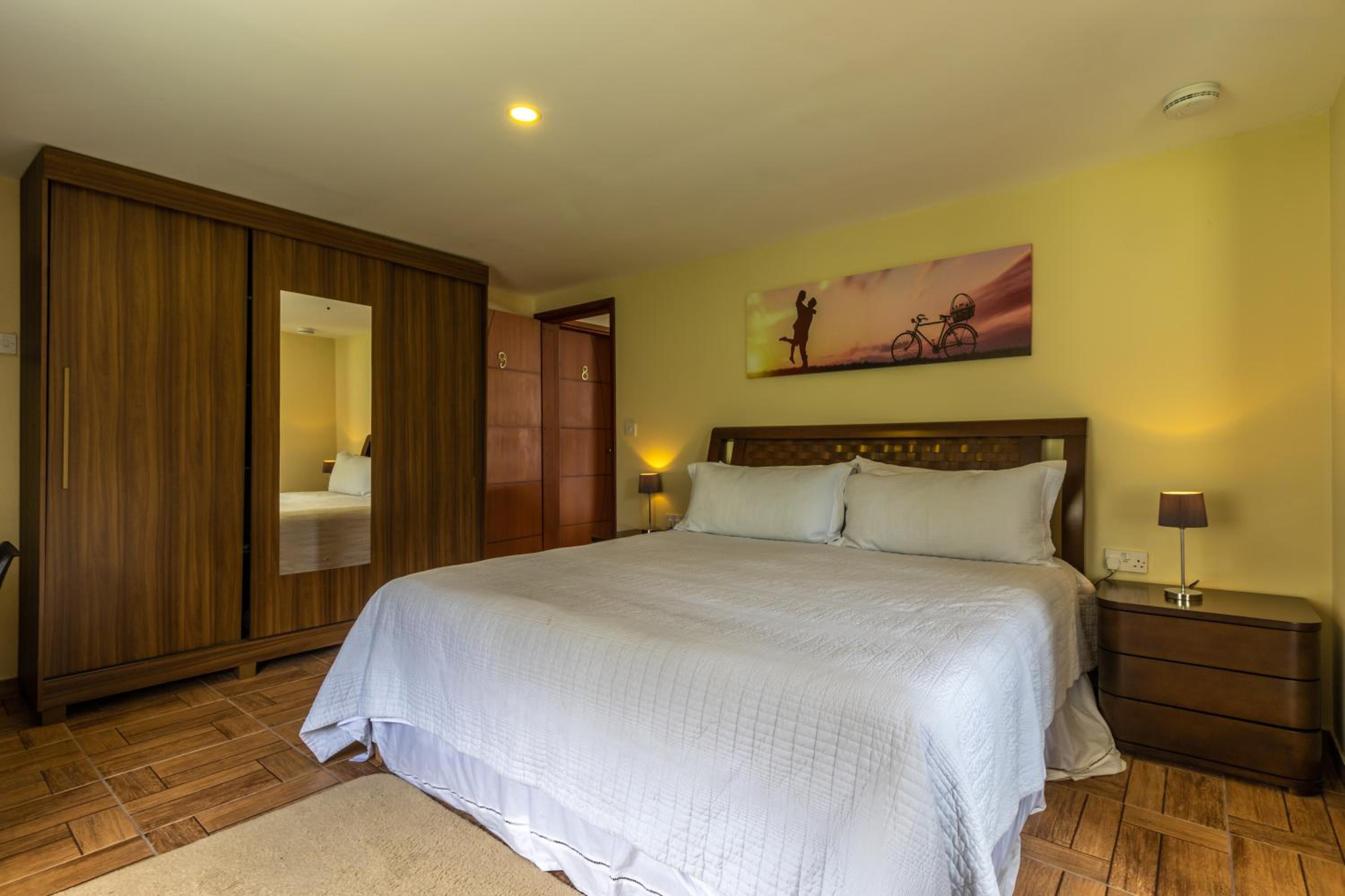 Superior King Room photo 3