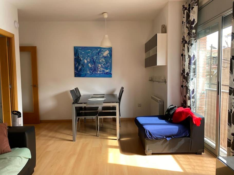 Three-Bedroom Apartment photo 3
