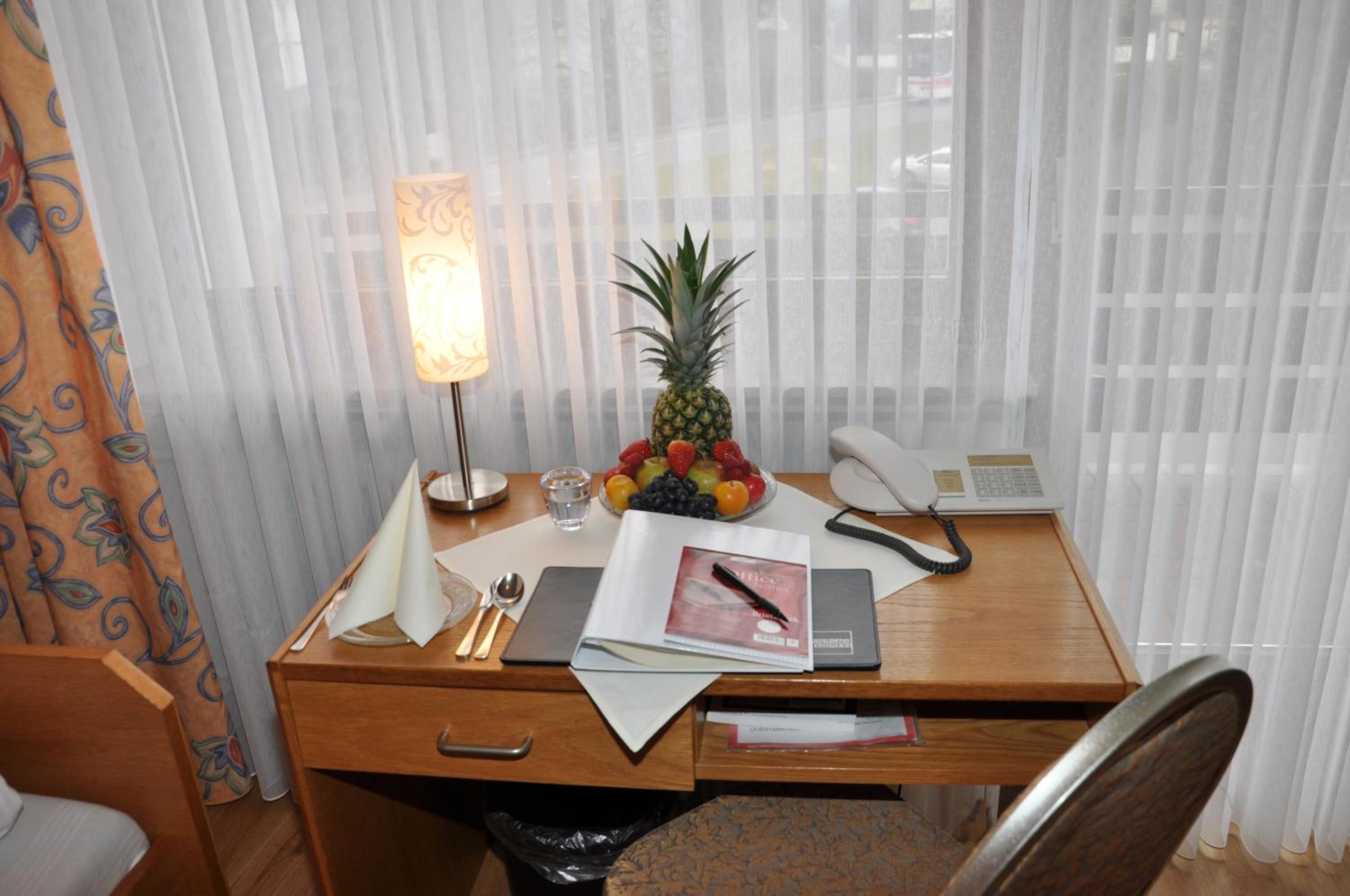 Single Room photo 2