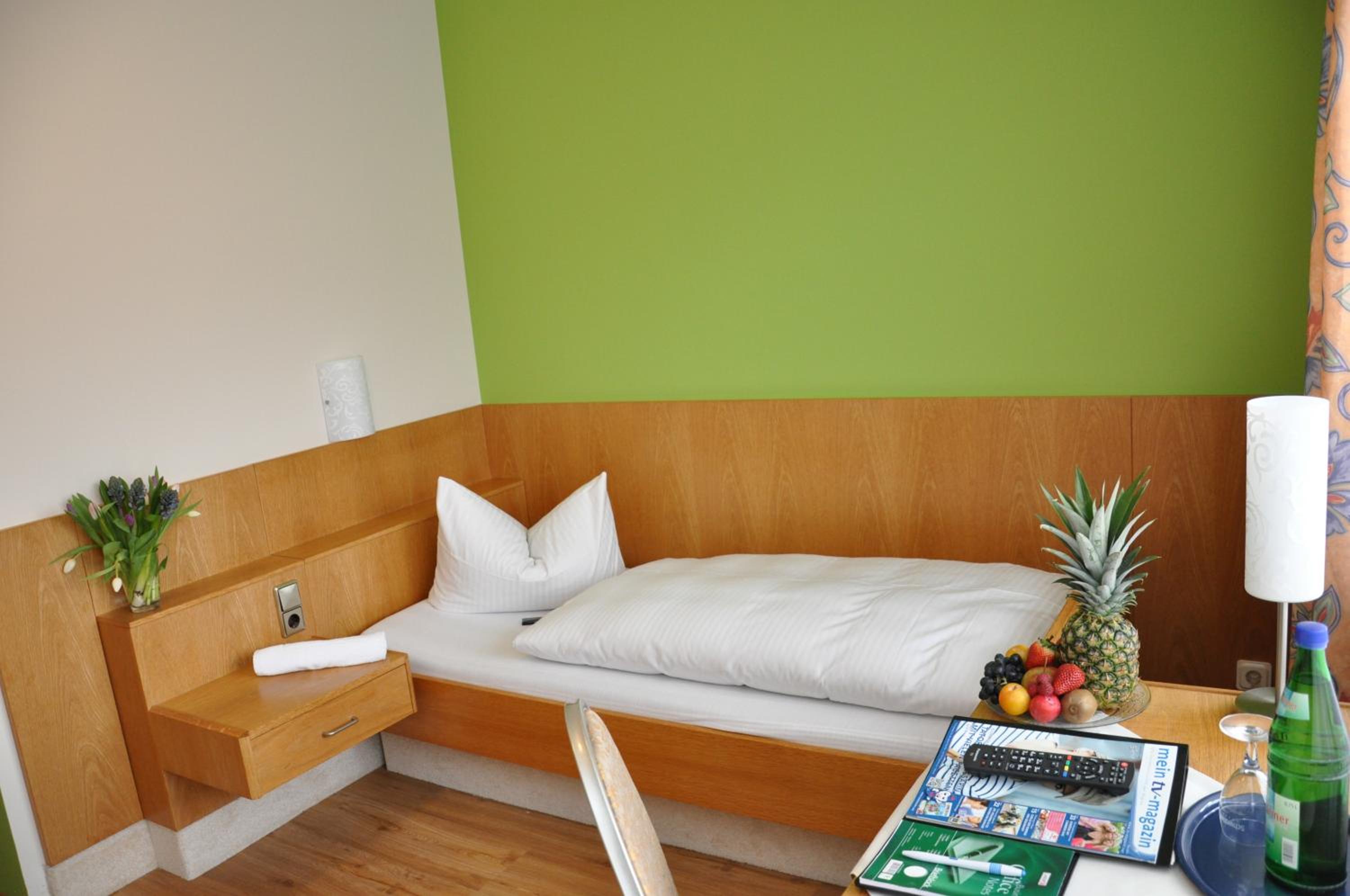 Single Room photo 3