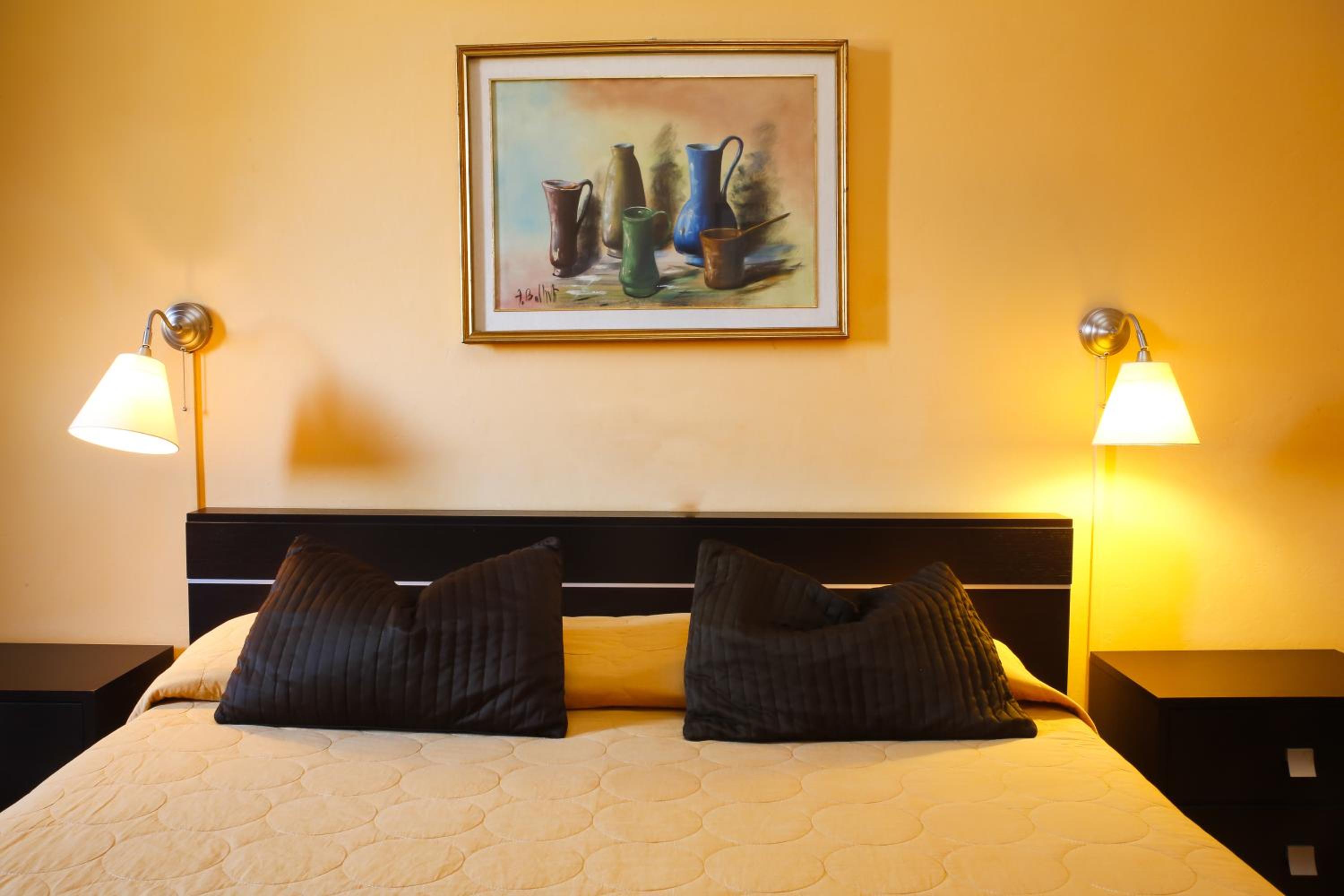 Double or Twin Room with Shared Bathroom