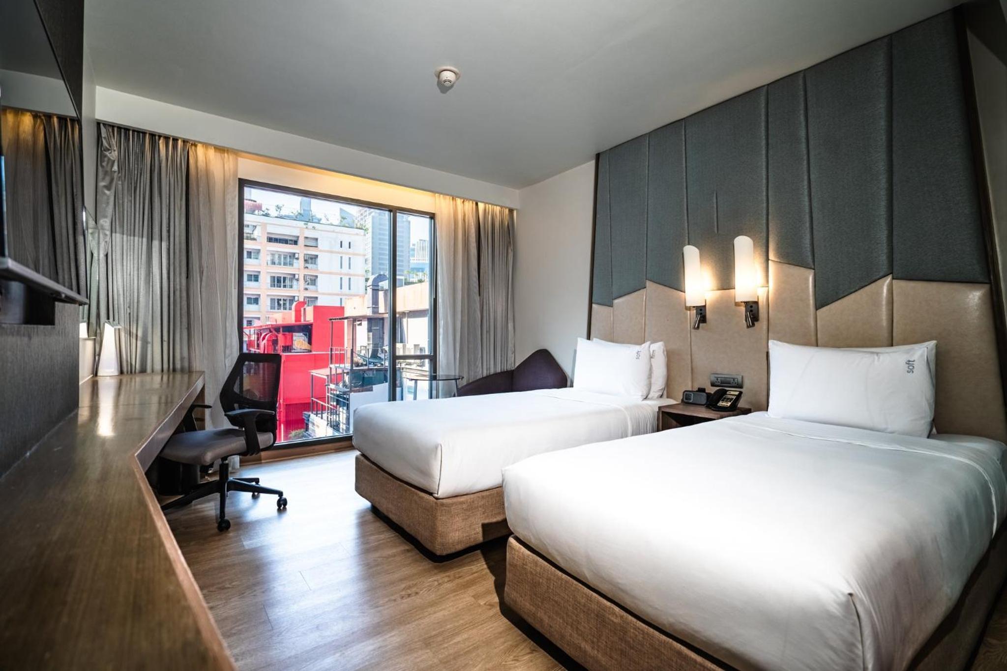 Standard Twin Room - Free Breakfast photo 3