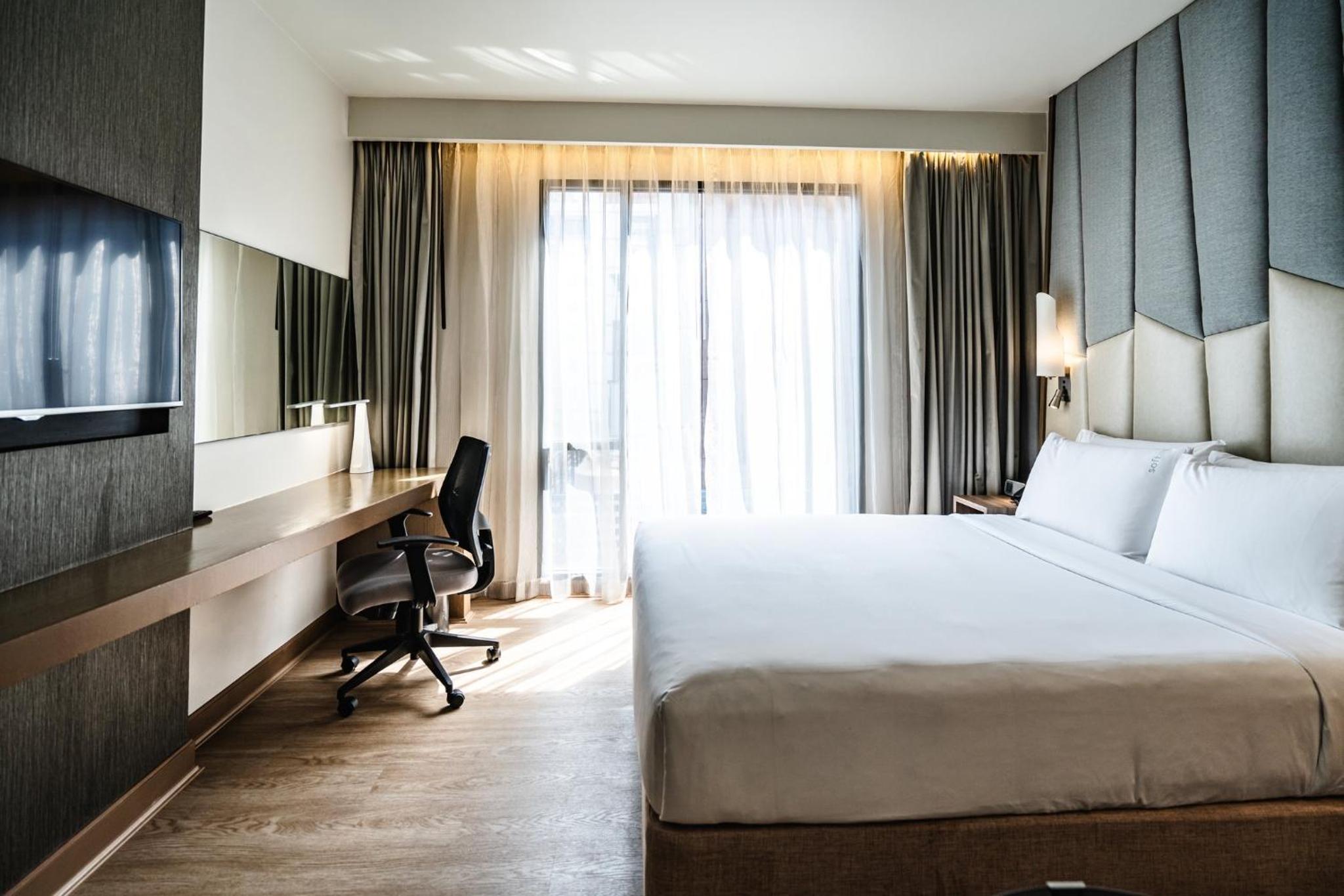 Standard Room with Free Breakfast photo 3