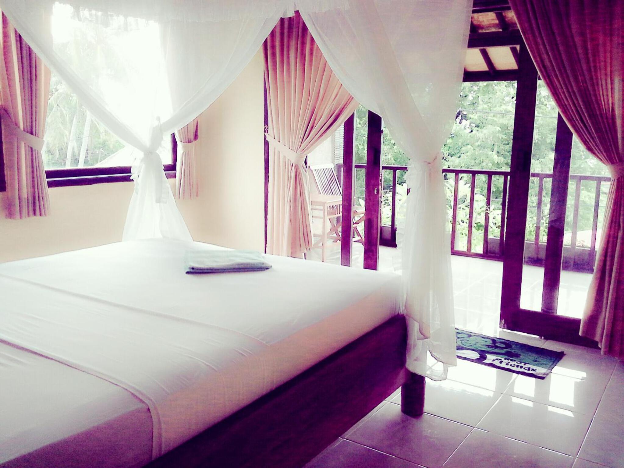 Double Room with Side Sea View photo 1