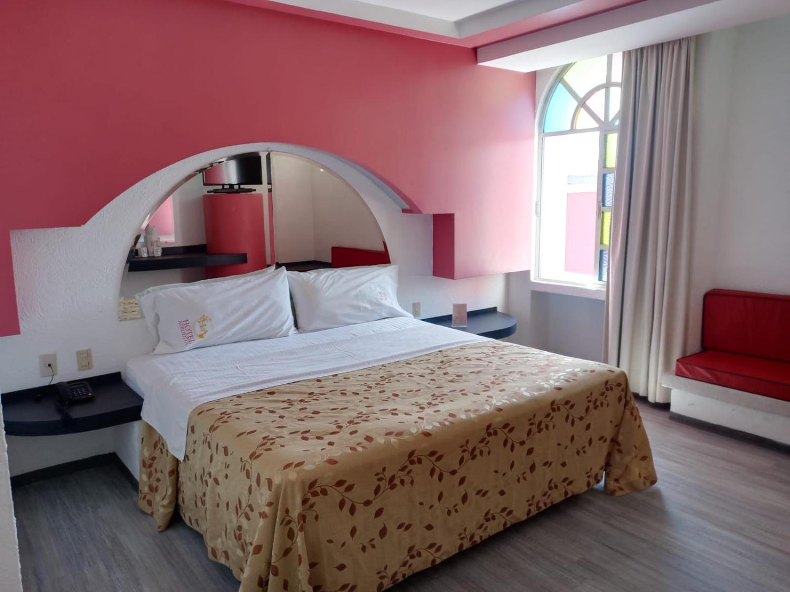 Standard Double Room - Photo 2