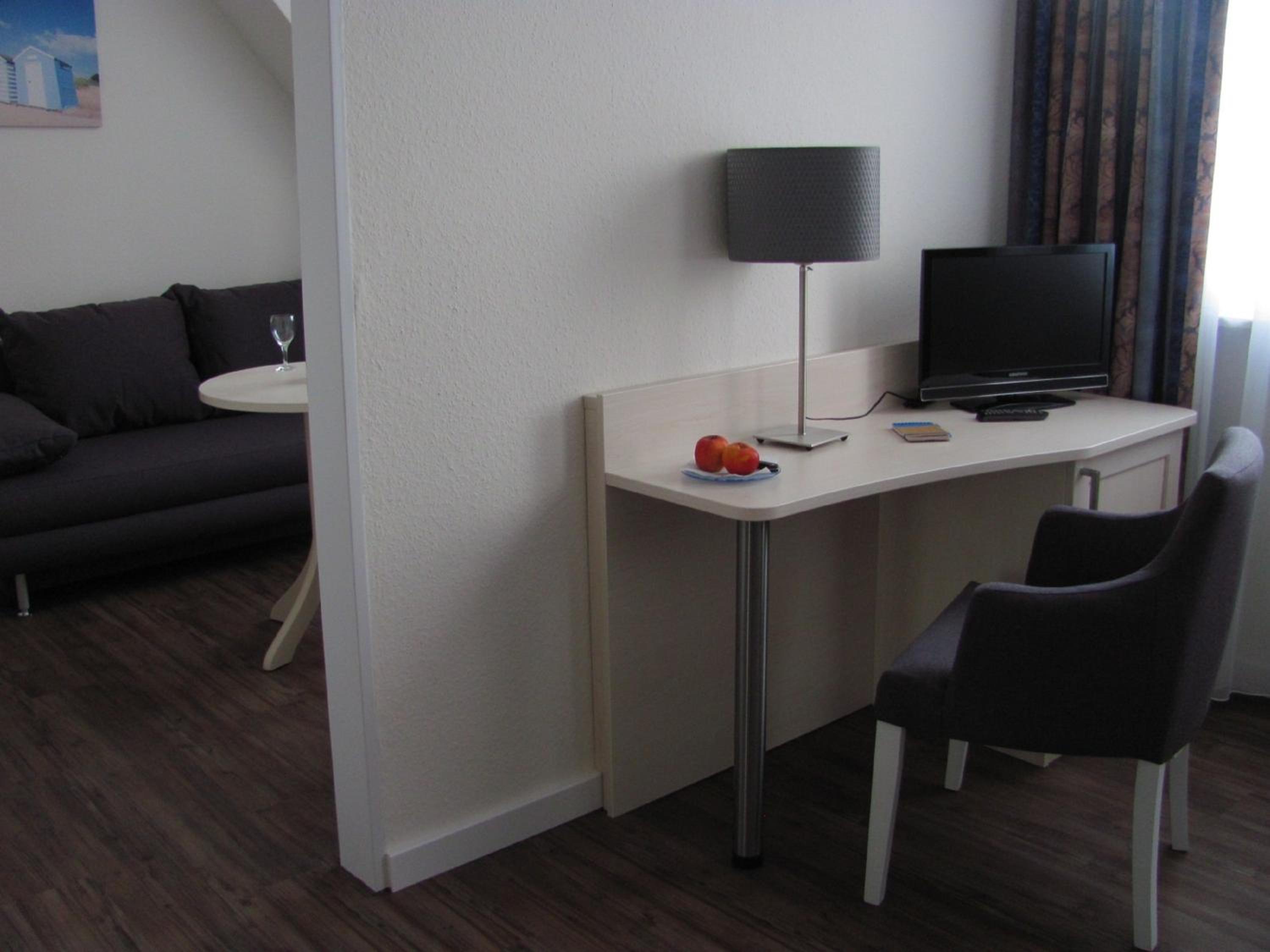 Suite with Garden View photo 3