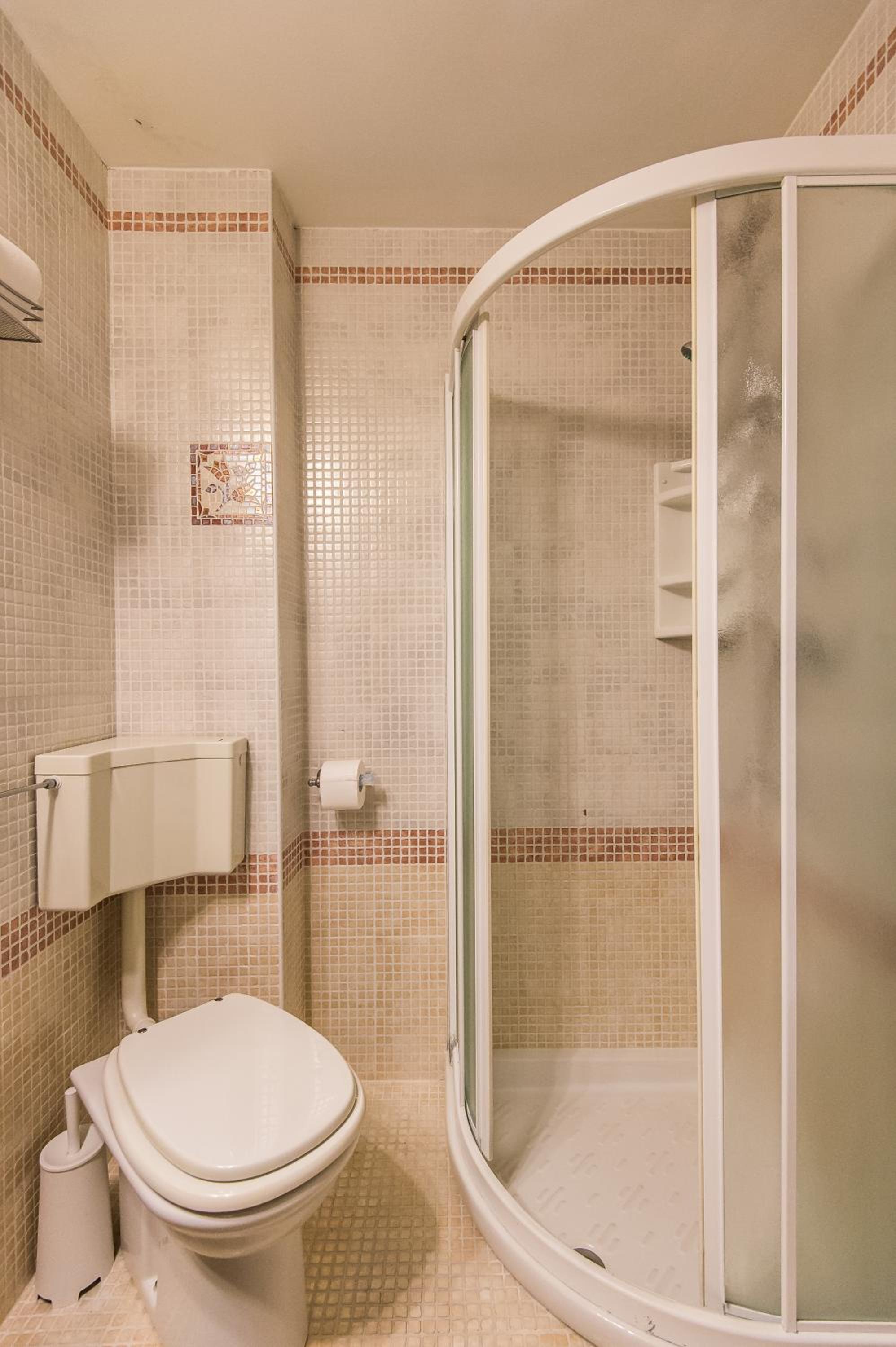 Double or Twin Room with Partial Sea View photo 3