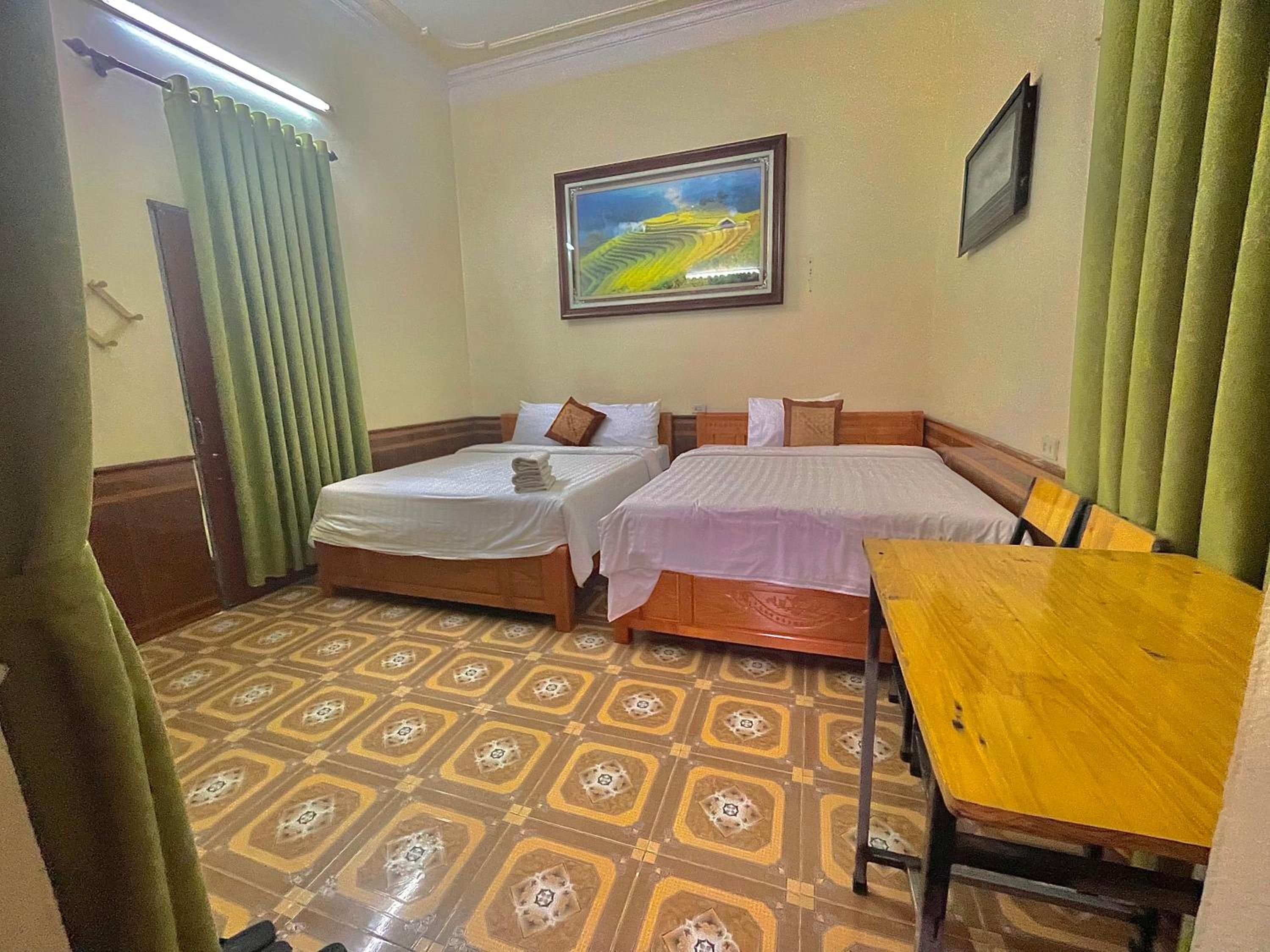Family Room with Terrace photo 3