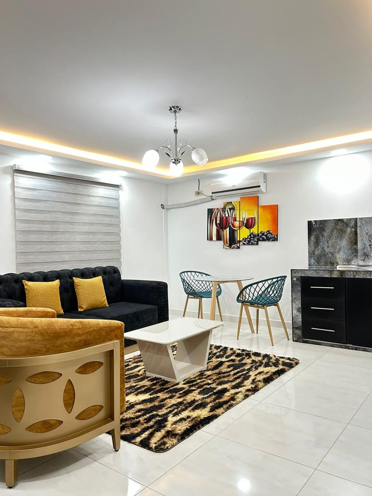 Apartment photo 1