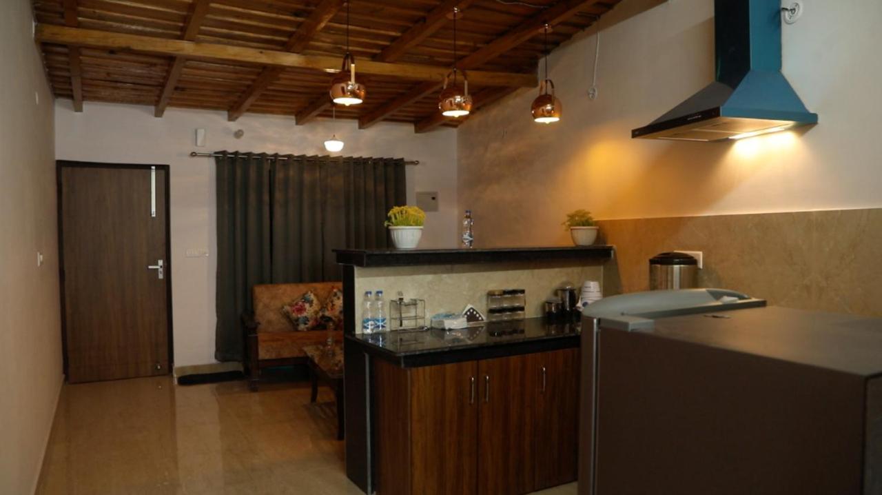Two-Bedroom Villa - Photo 10