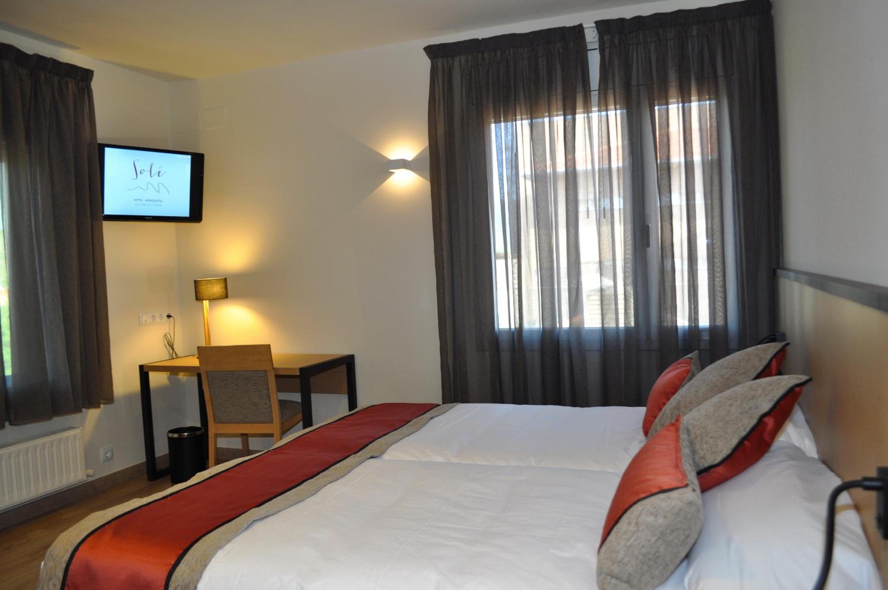 Superior Double or Twin Room photo 2