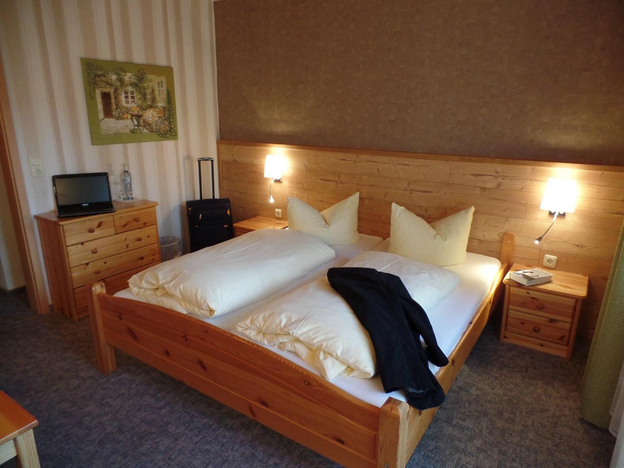 Double Room - Photo 9
