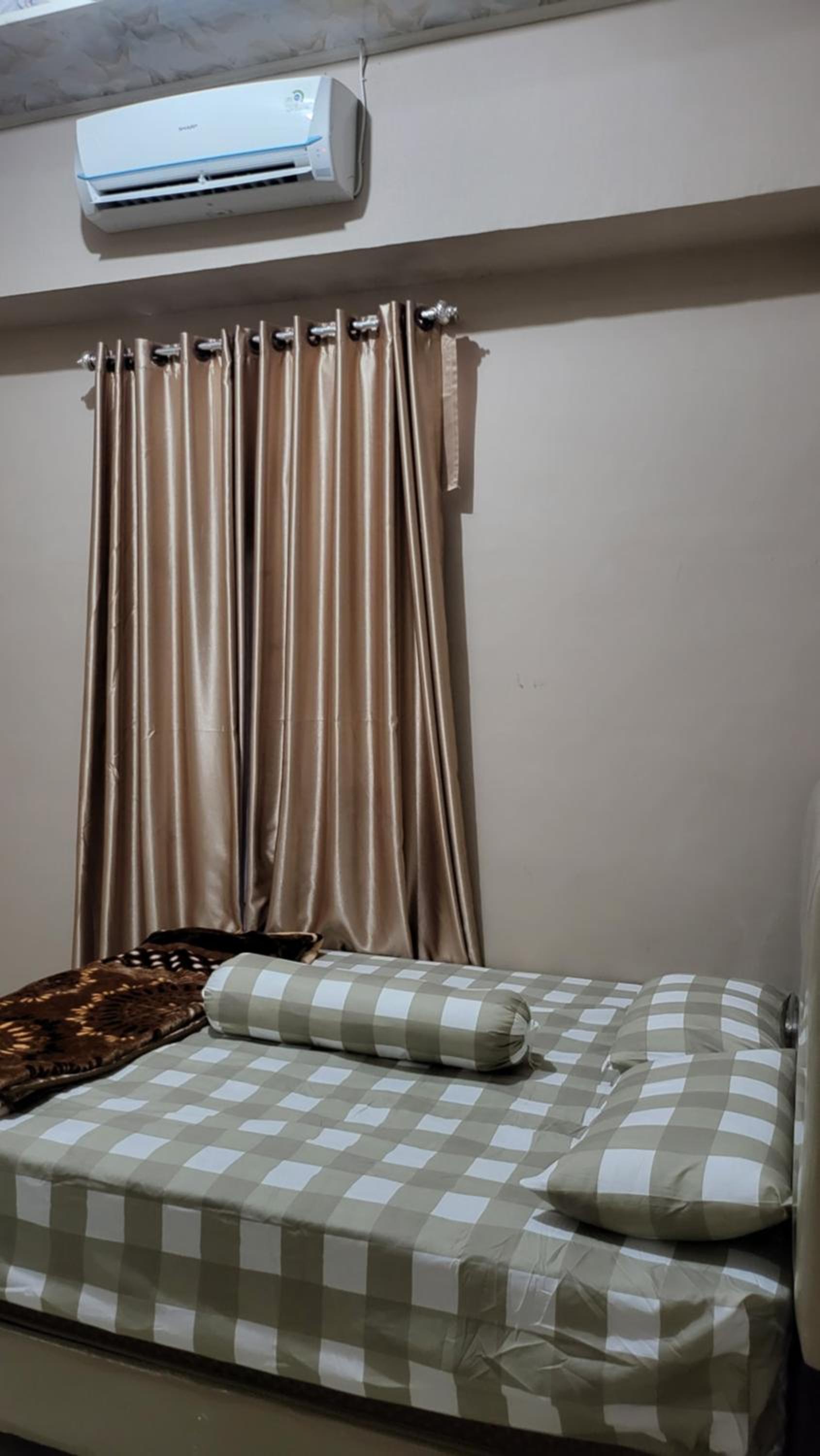 Two-Bedroom House photo 3