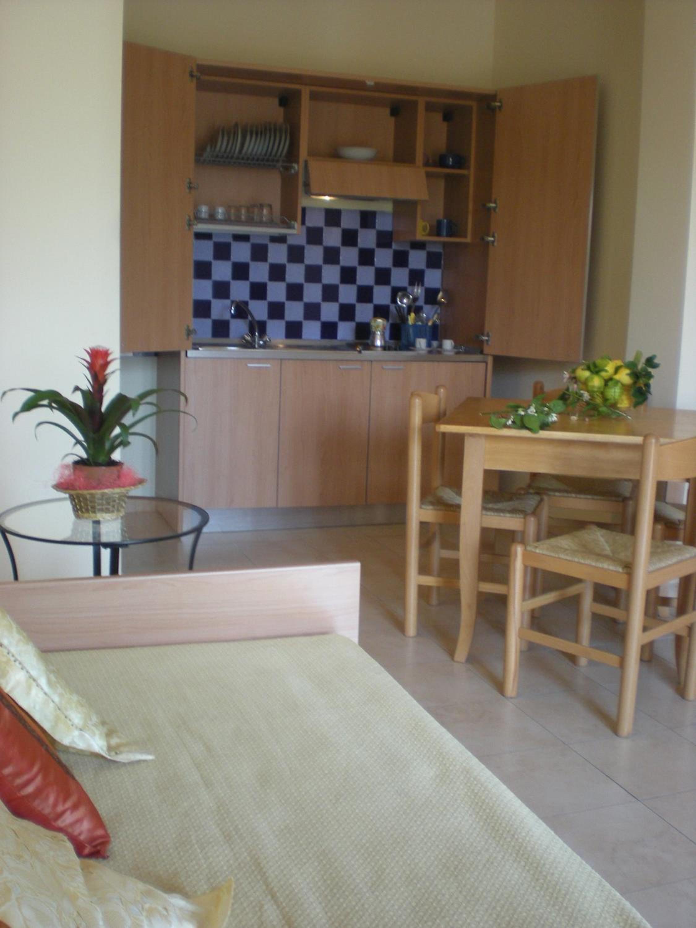 One-Bedroom Apartment with Terrace (3 Adults) - Photo 6