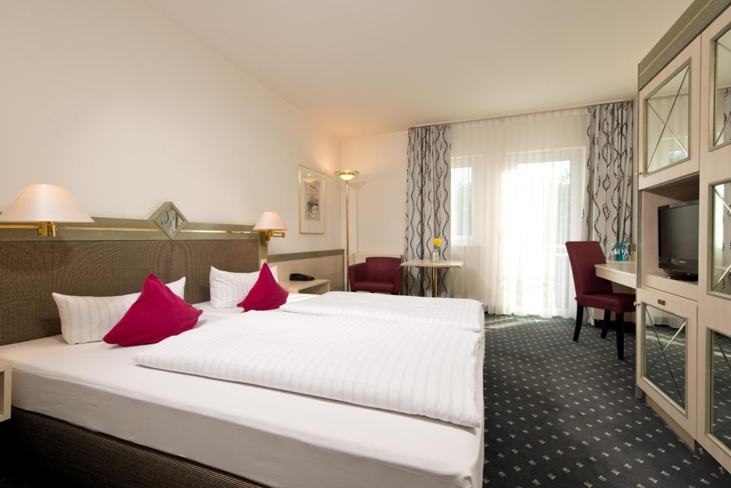 Business Double Room - Photo 2