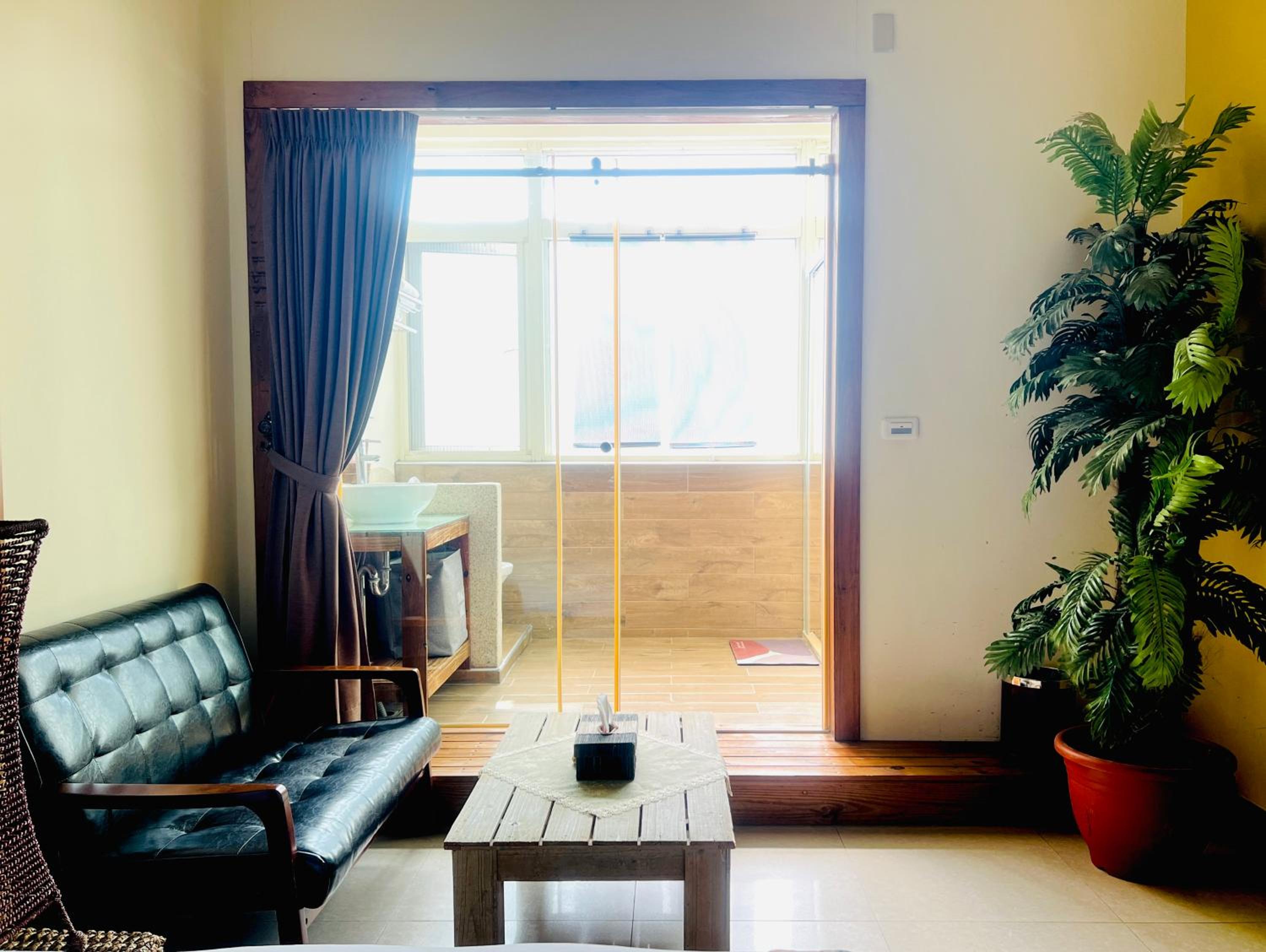Deluxe Double Room with Bath photo 2
