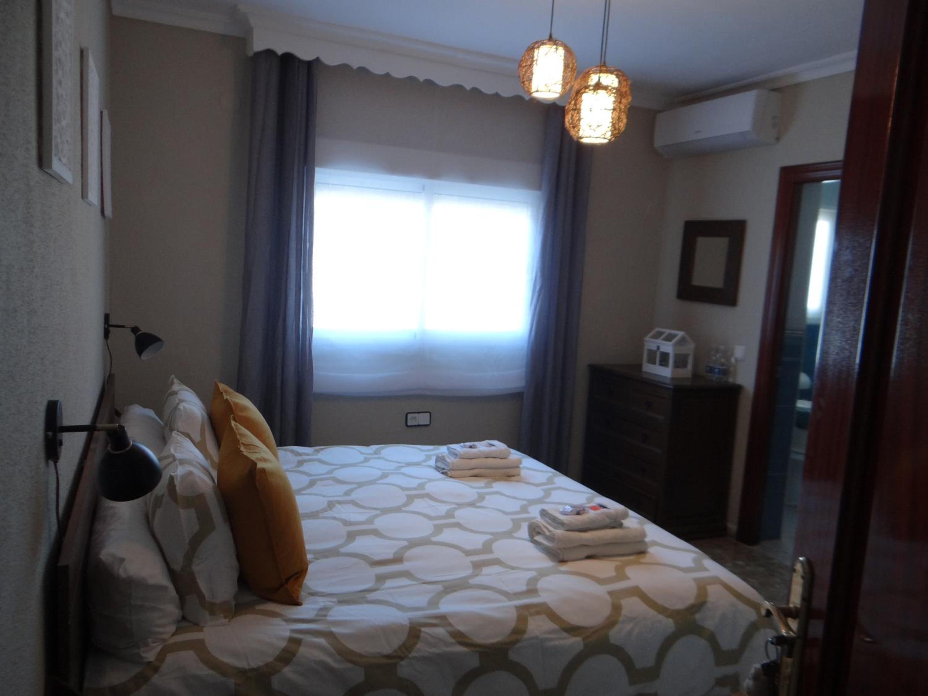 Double Room with Private Bathroom - Photo 1