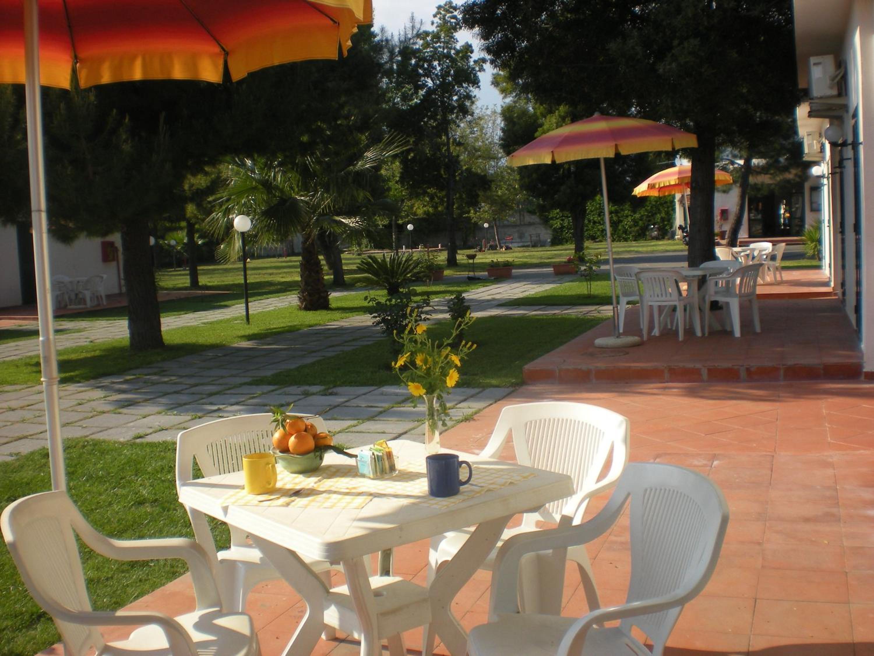Studio with Terrace - Photo 2