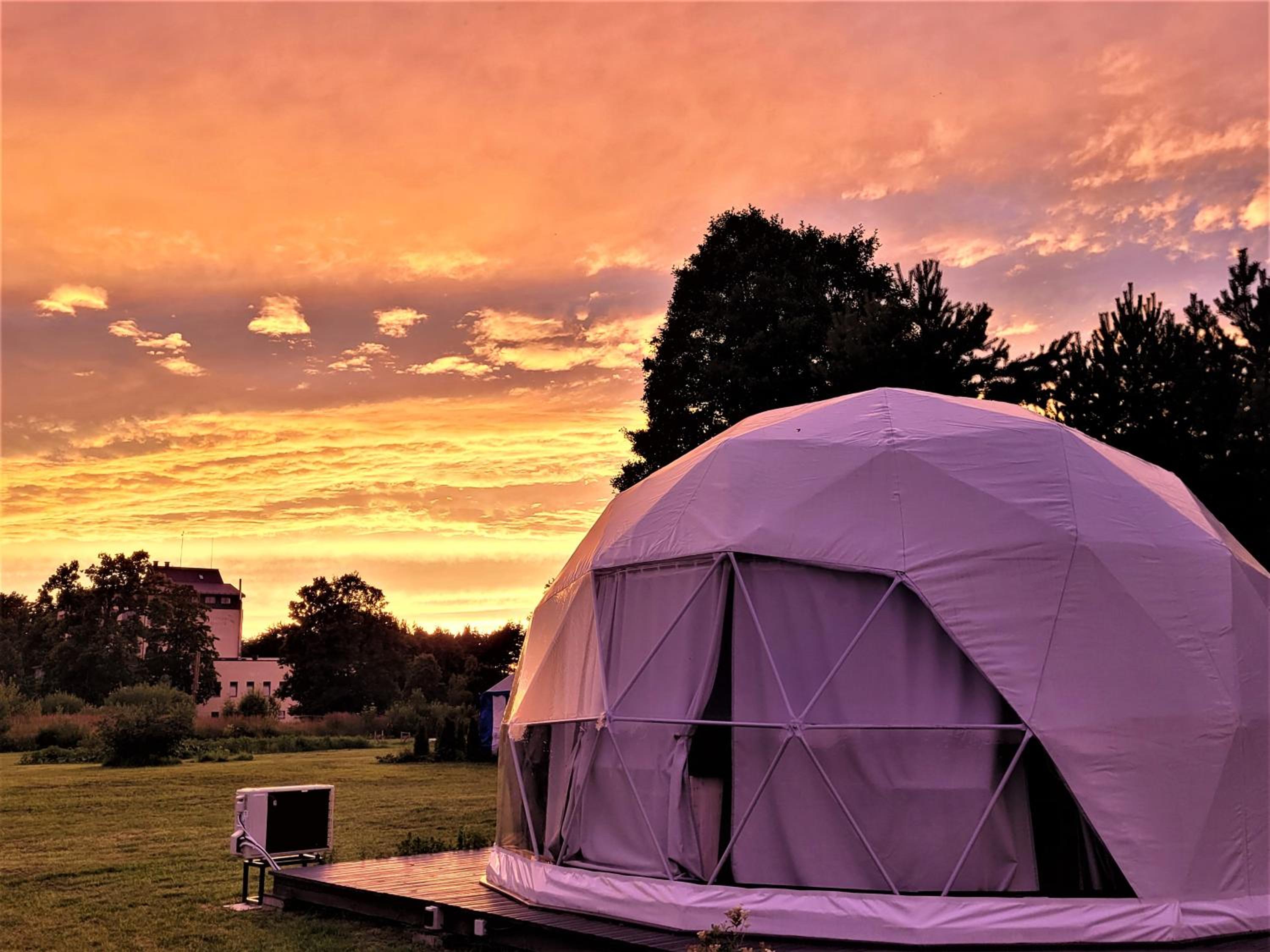 Tent - Photo 8