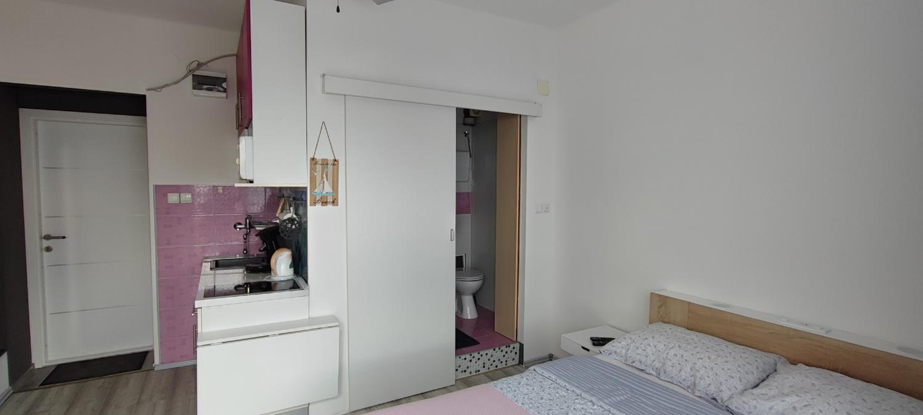 Studio Apartment with Sea View photo 3