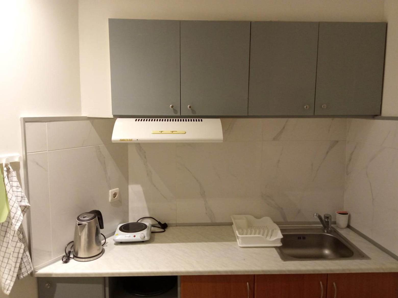 One-Bedroom Apartment - Photo 9