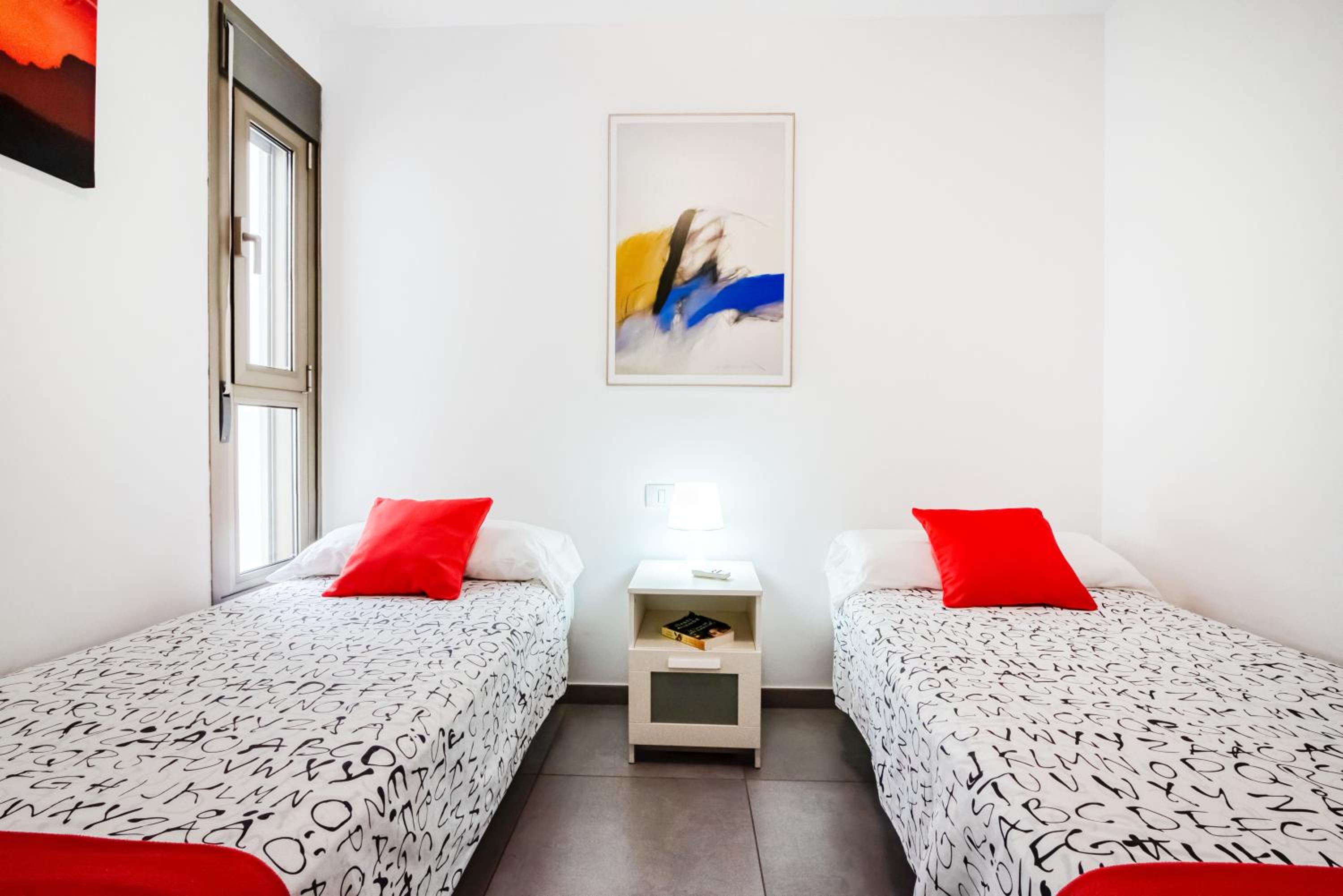 Two-Bedroom House - Photo 27