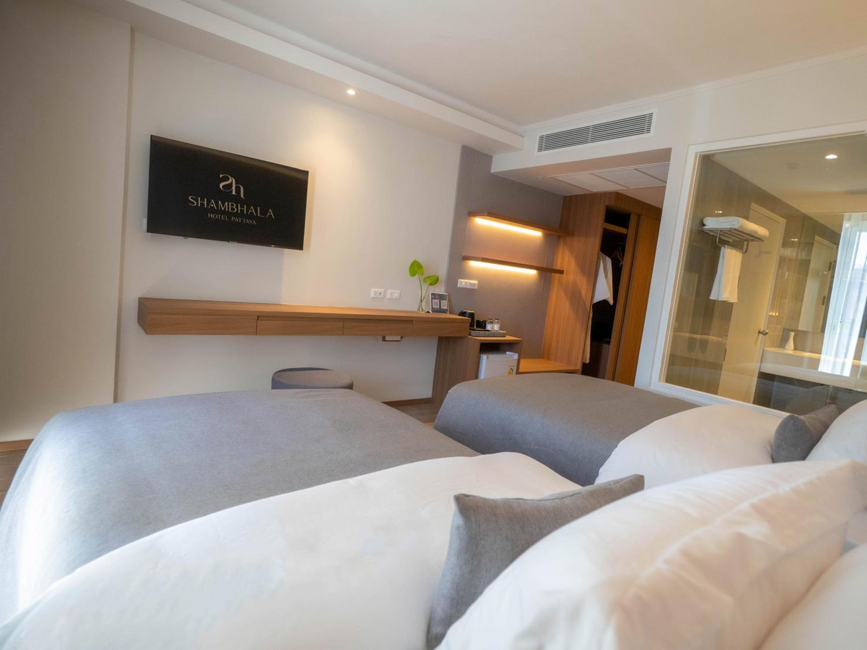 Superior Twin Room - Photo 3