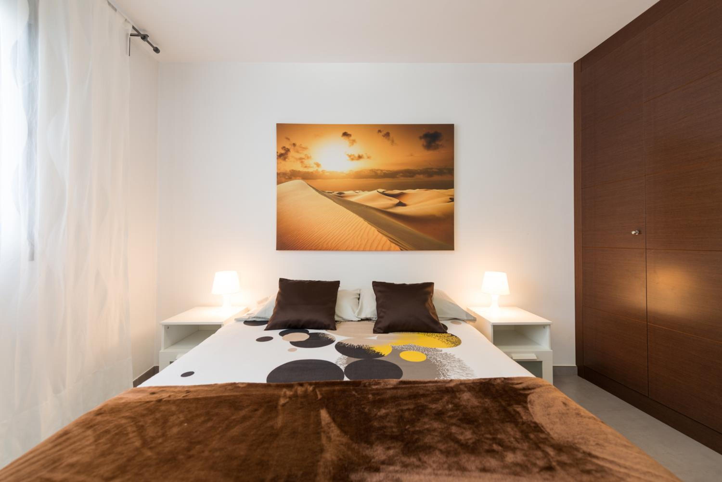 Two-Bedroom House - Photo 6