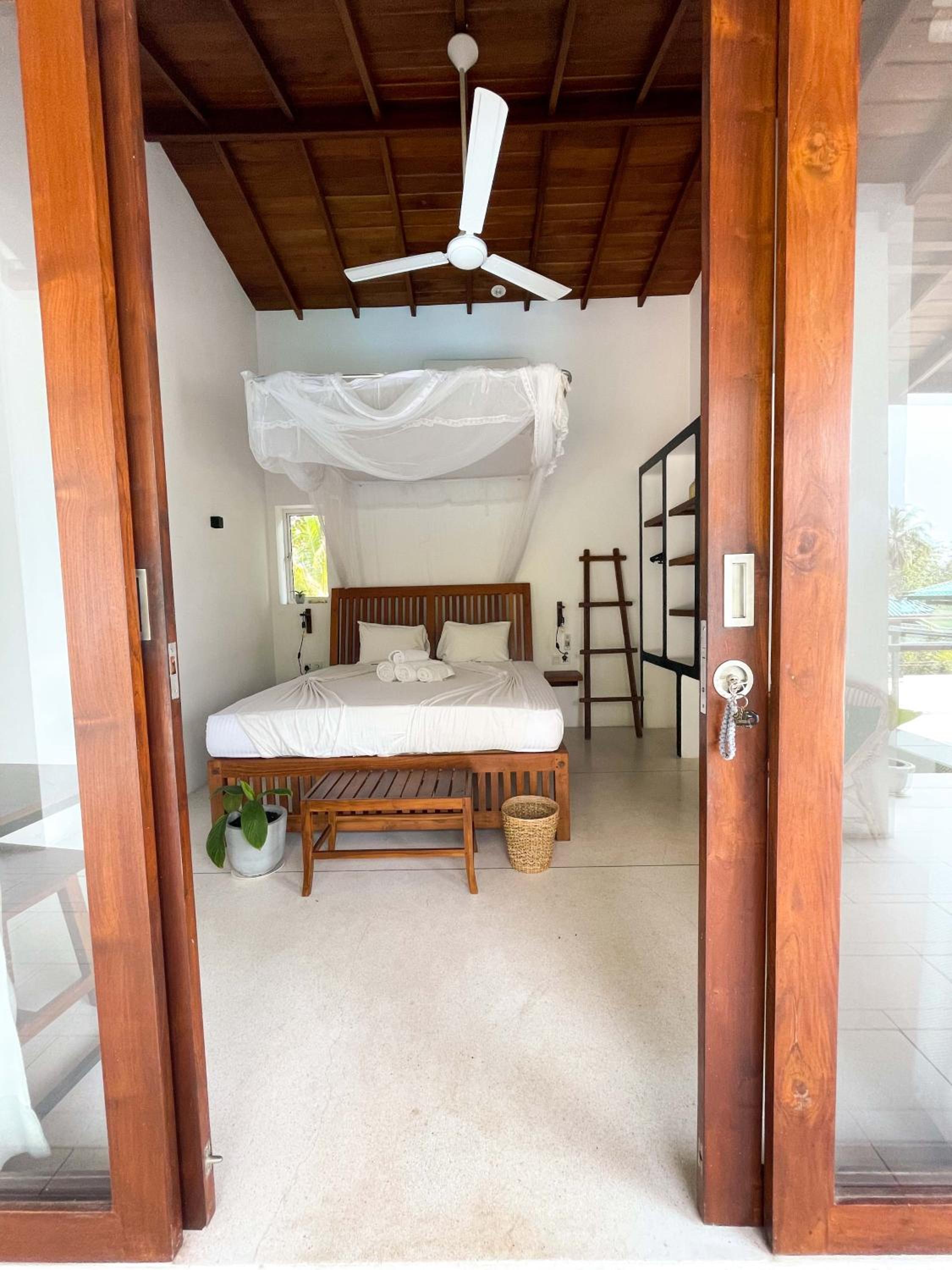 Deluxe Double Room with Balcony photo 2