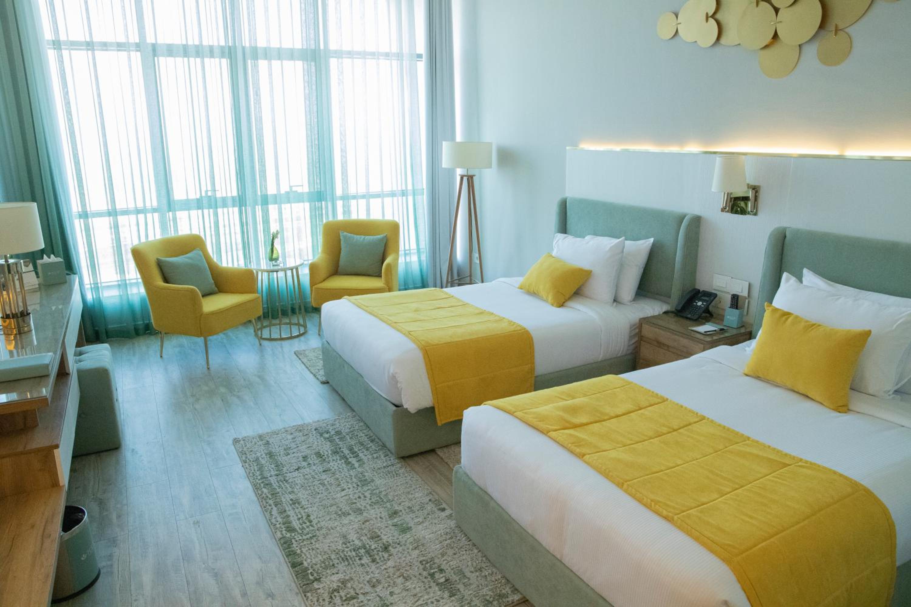 Deluxe Room with Pool View photo 3
