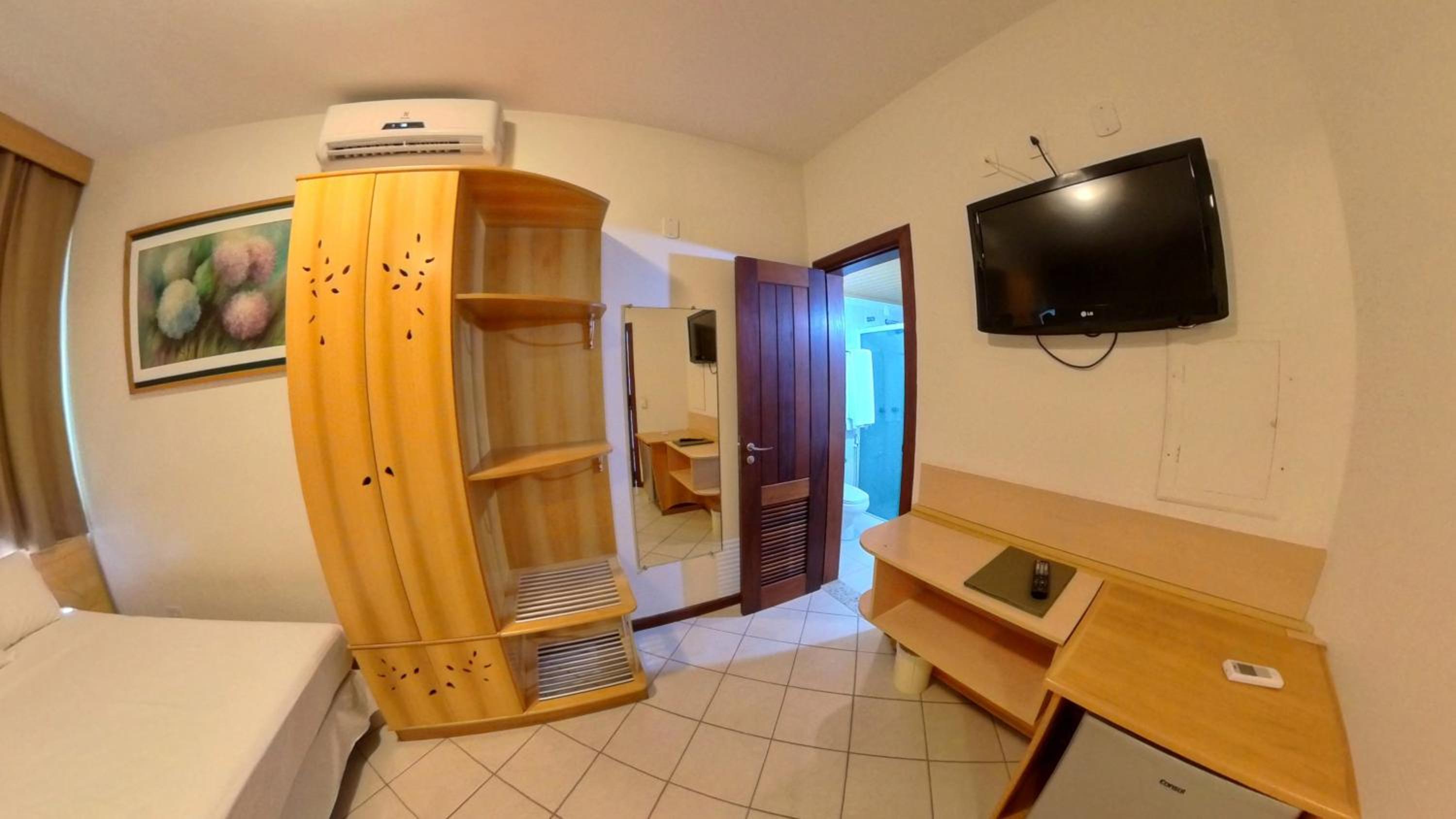 Economy Quadruple Room photo 3