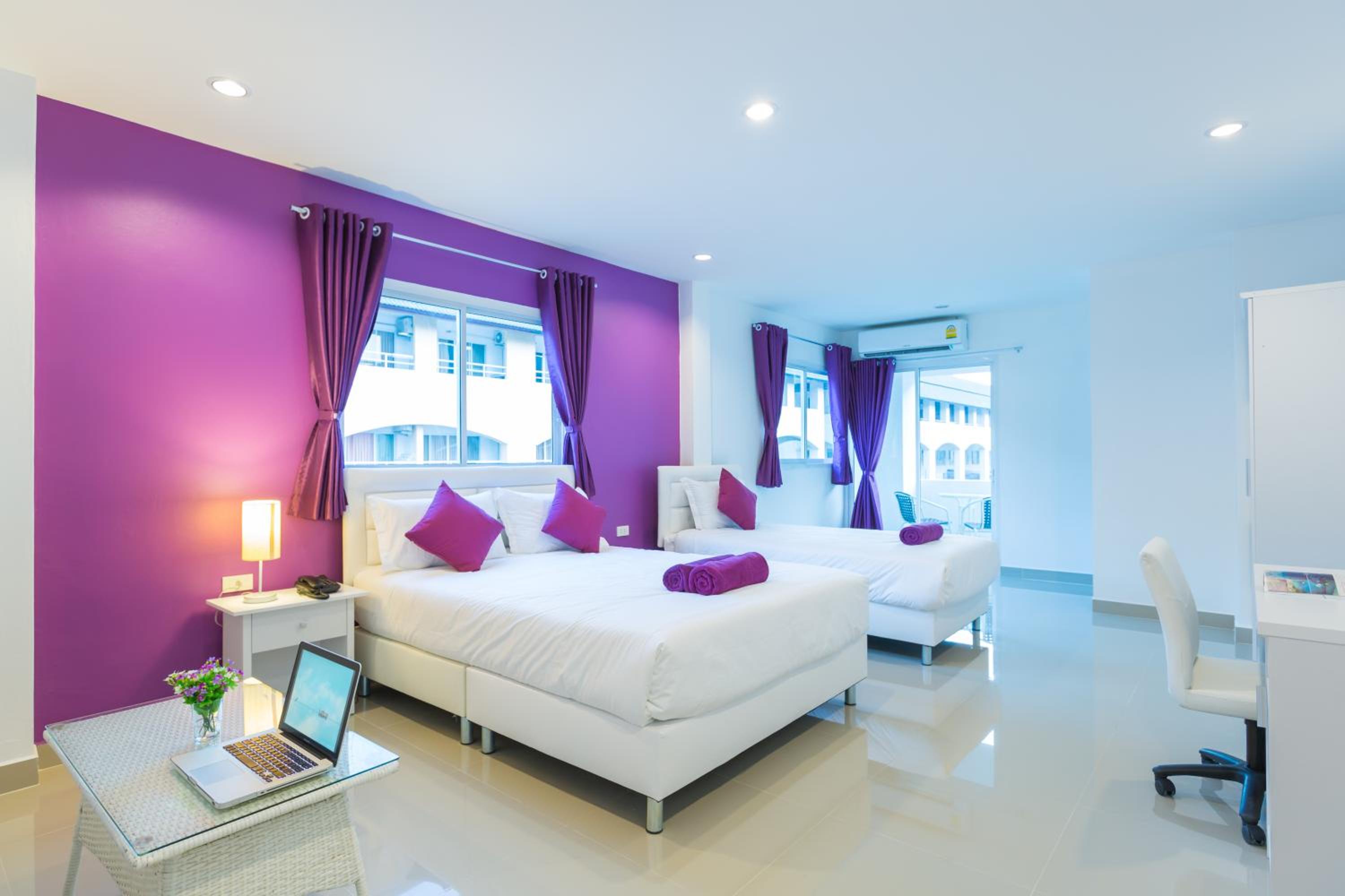 Deluxe Family Room - Photo 1