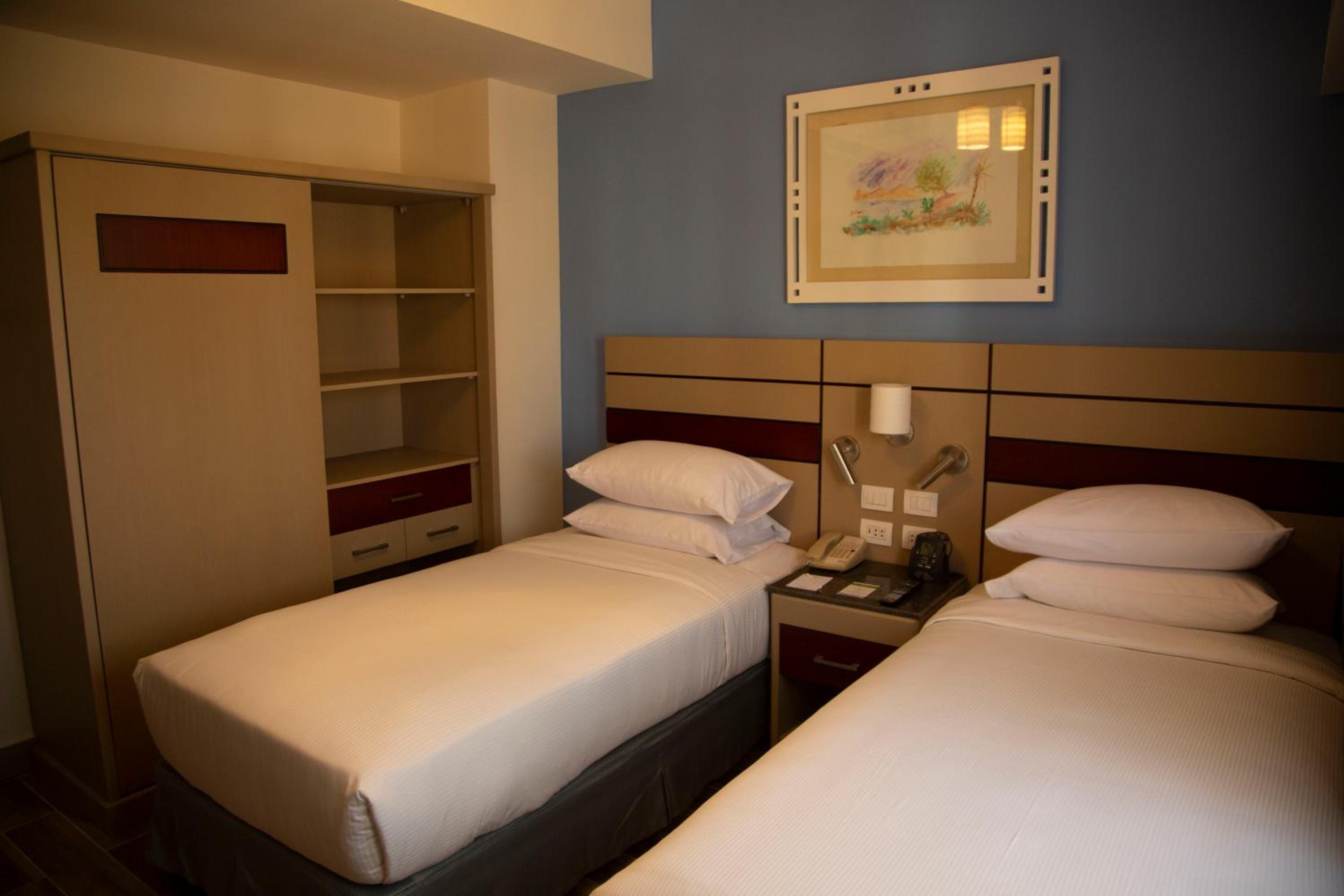 Family Suite - Photo 1