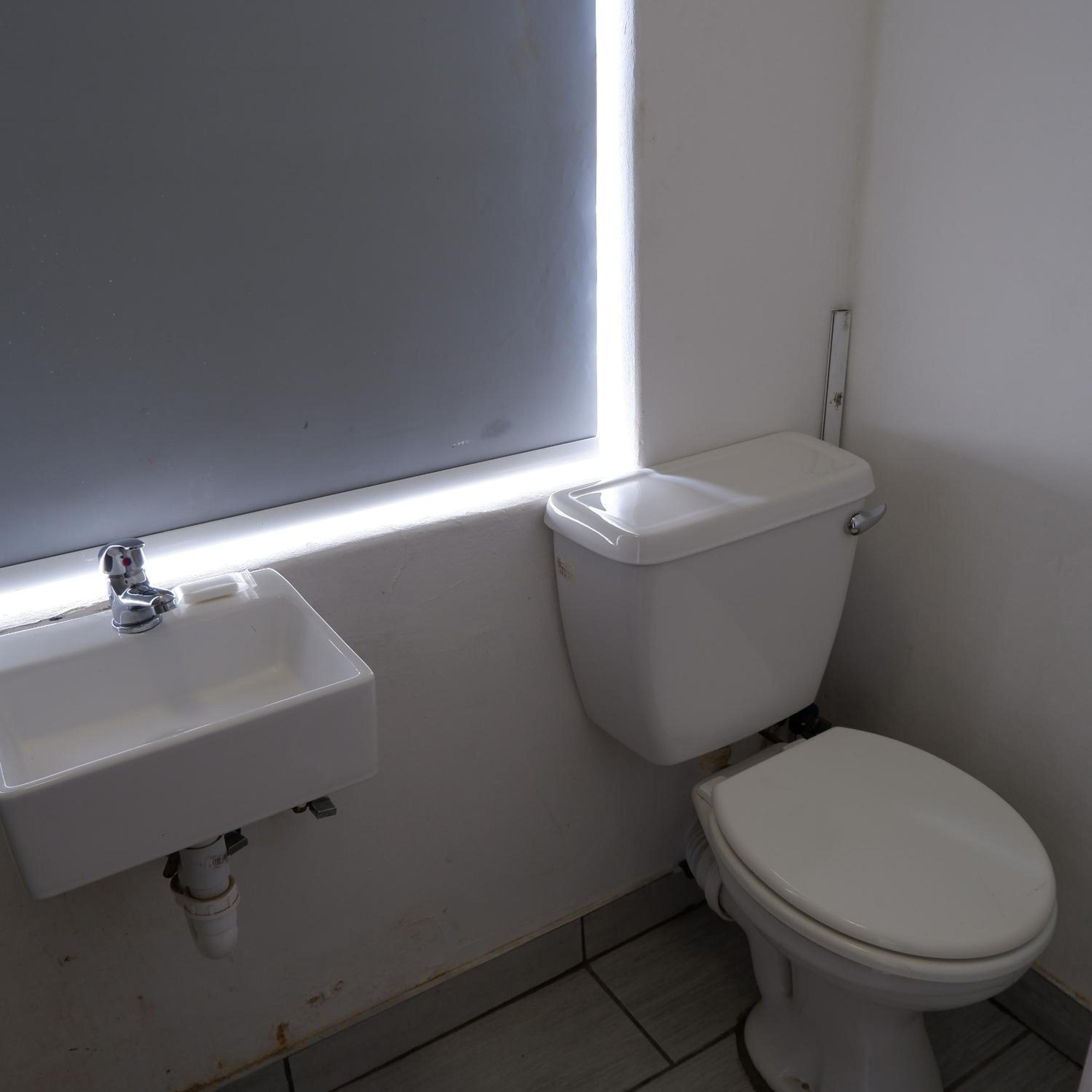 Double Room - Photo 4