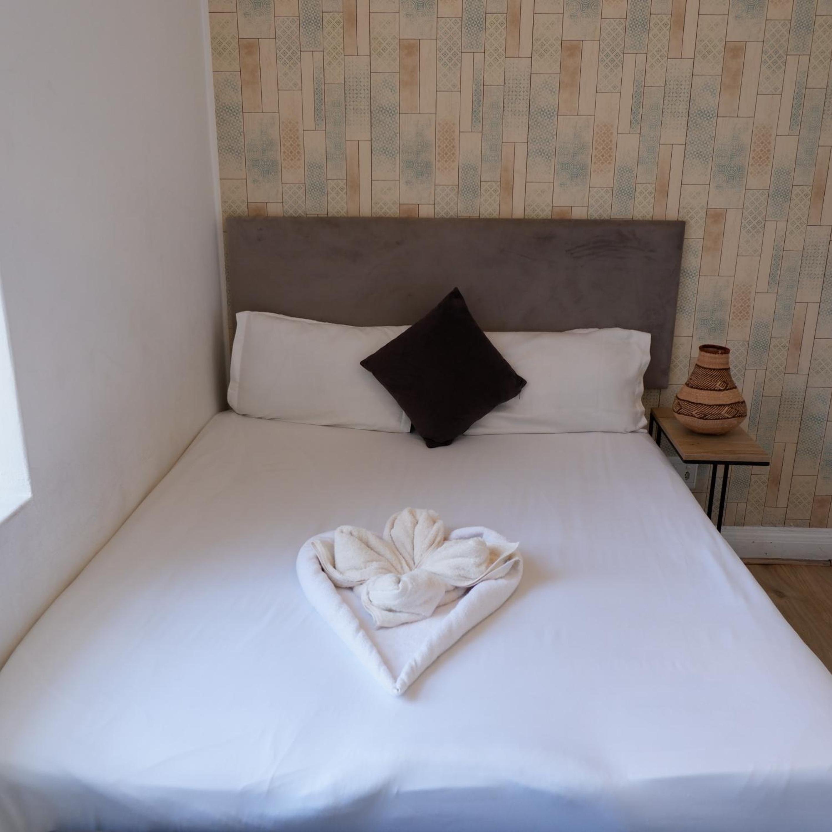 Double Room - Photo 4
