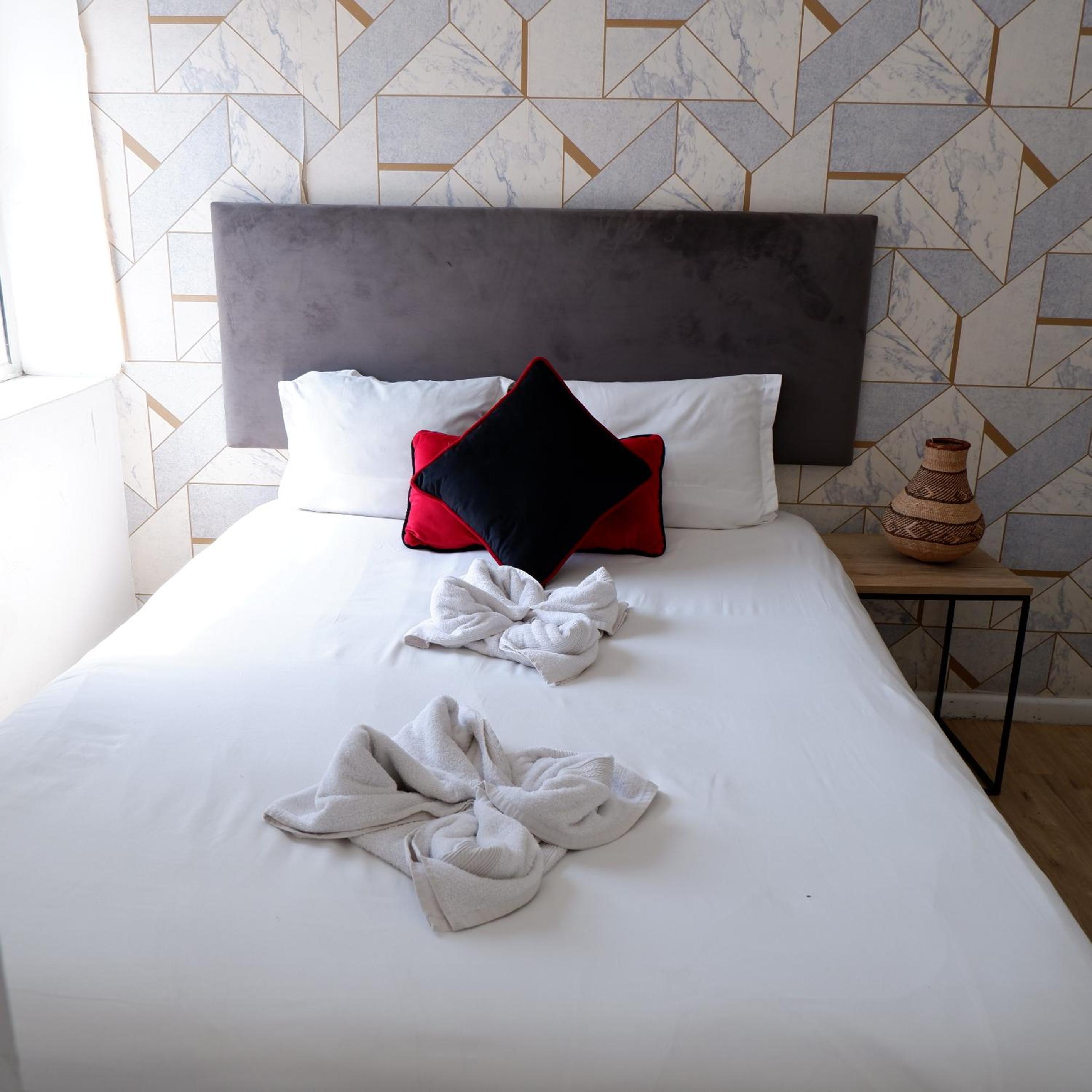 Double Room - Photo 8