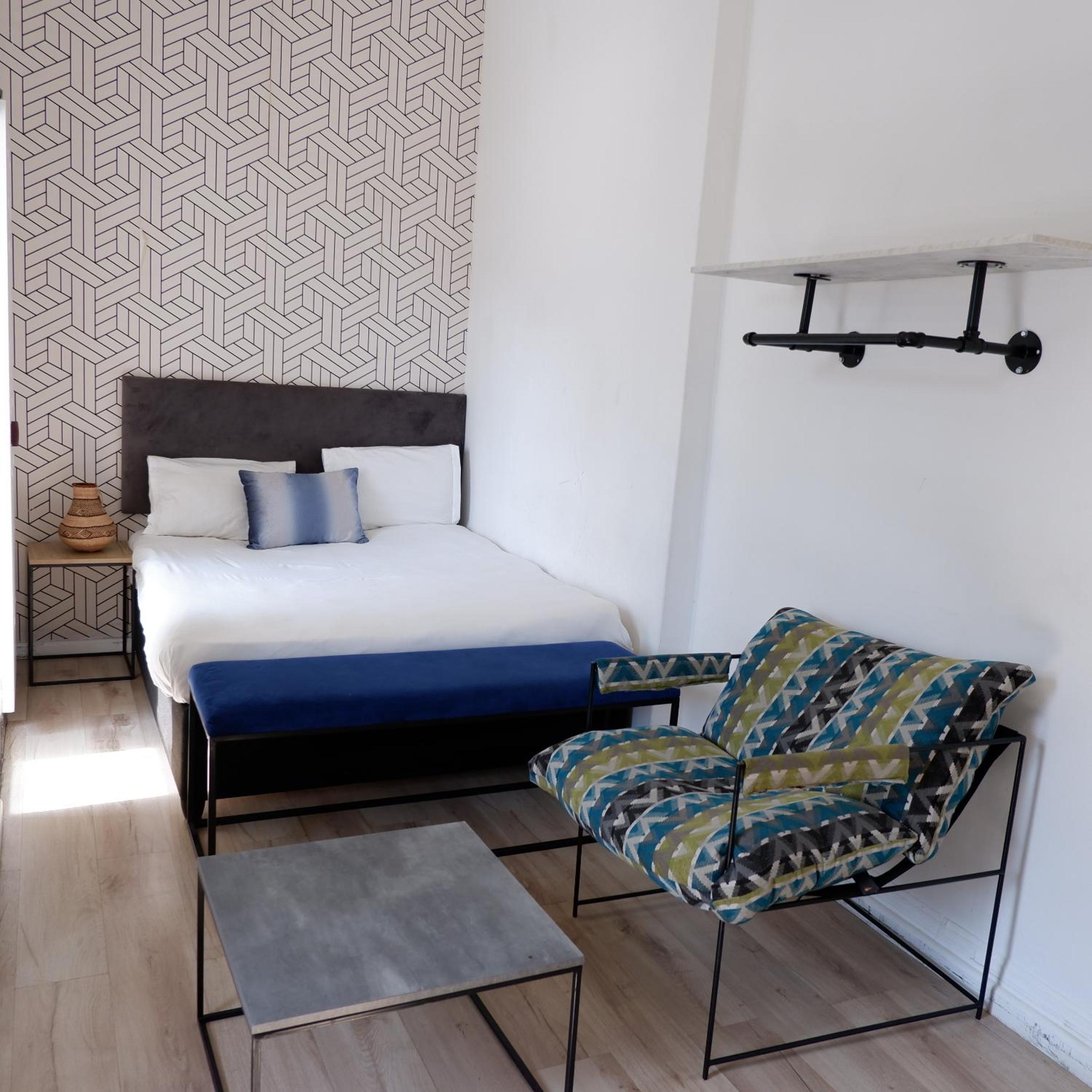 Queen Room - Photo 2