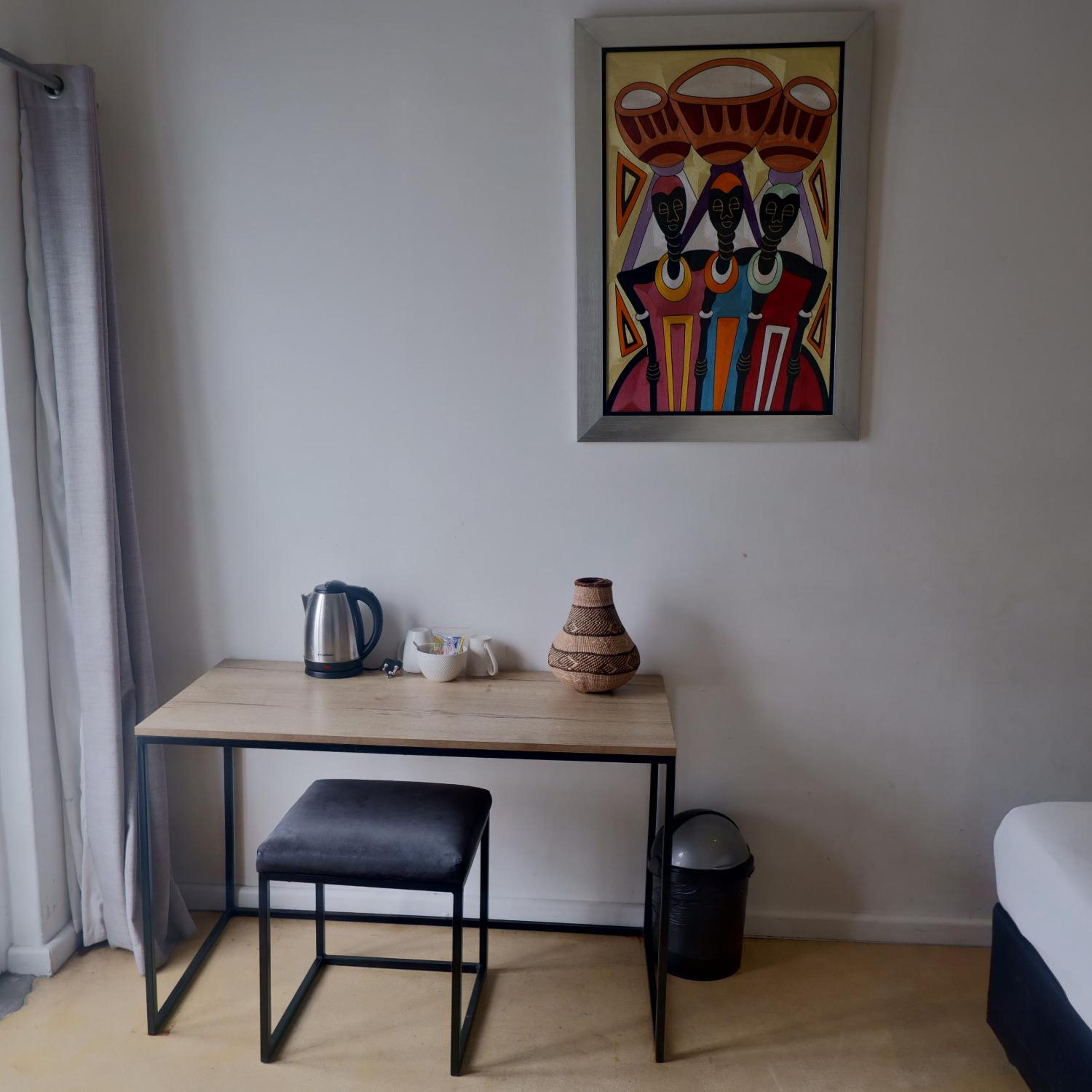 Double Room with Patio - Photo 5