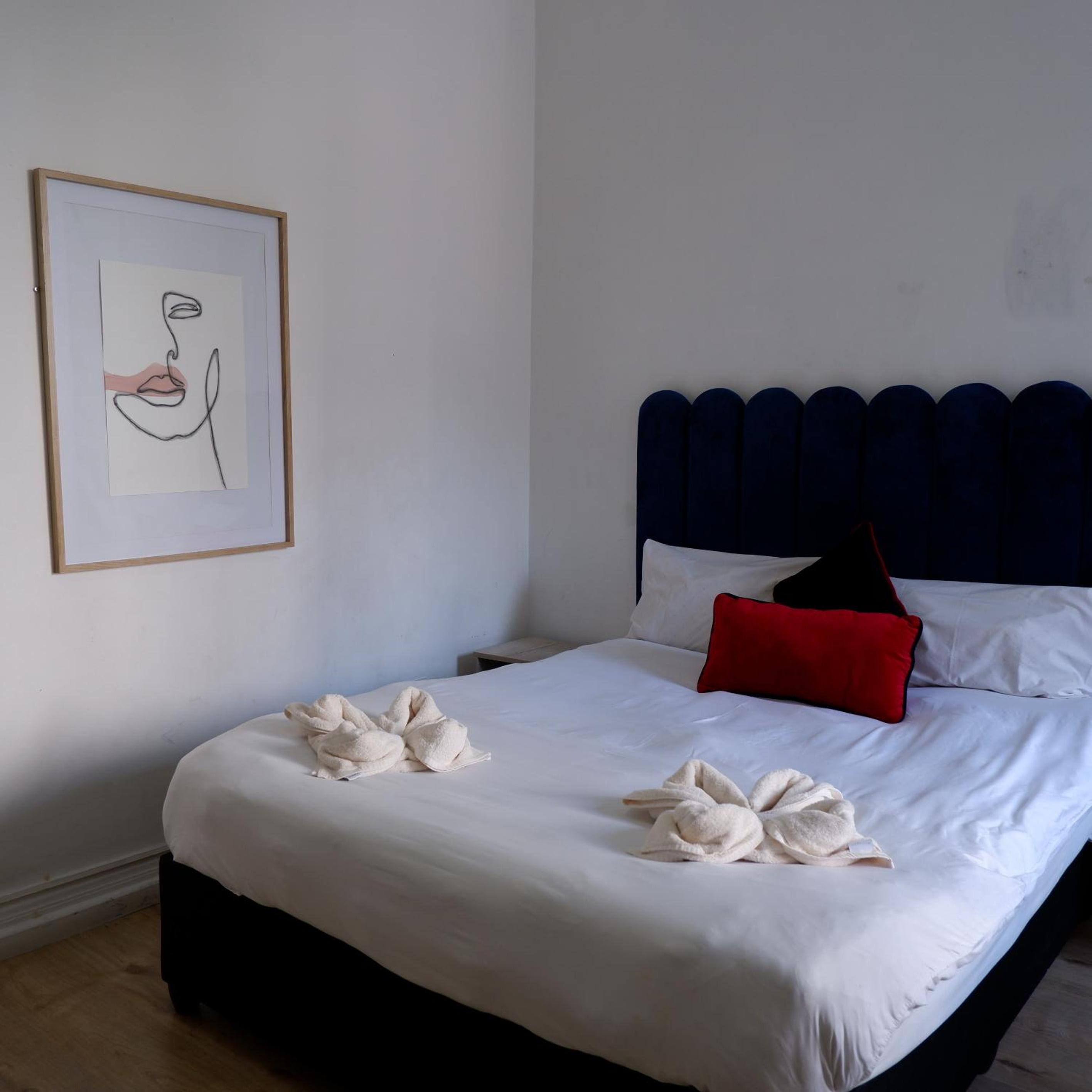 Double Room with Mountain View - Photo 8