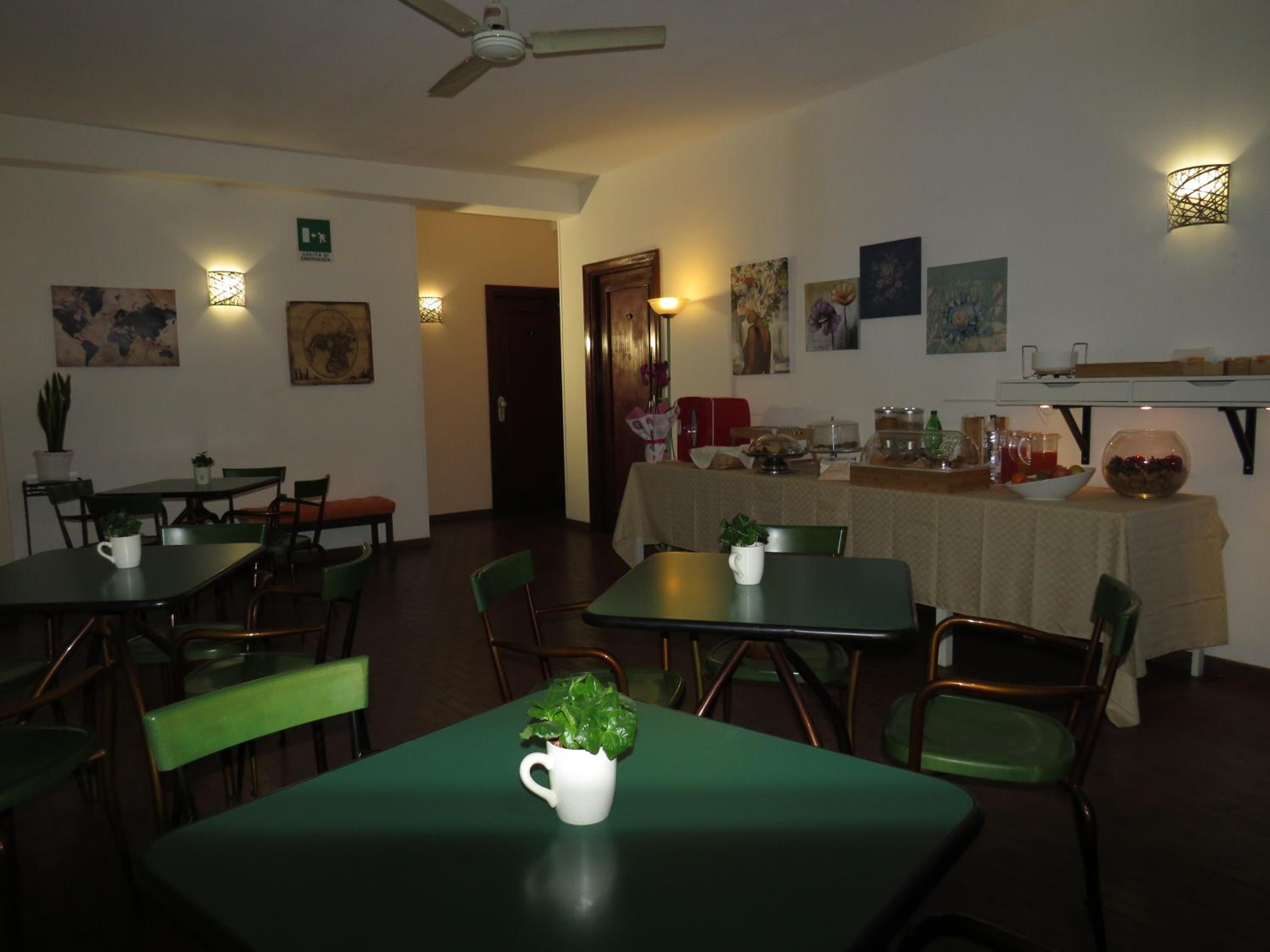 Single Room photo 2