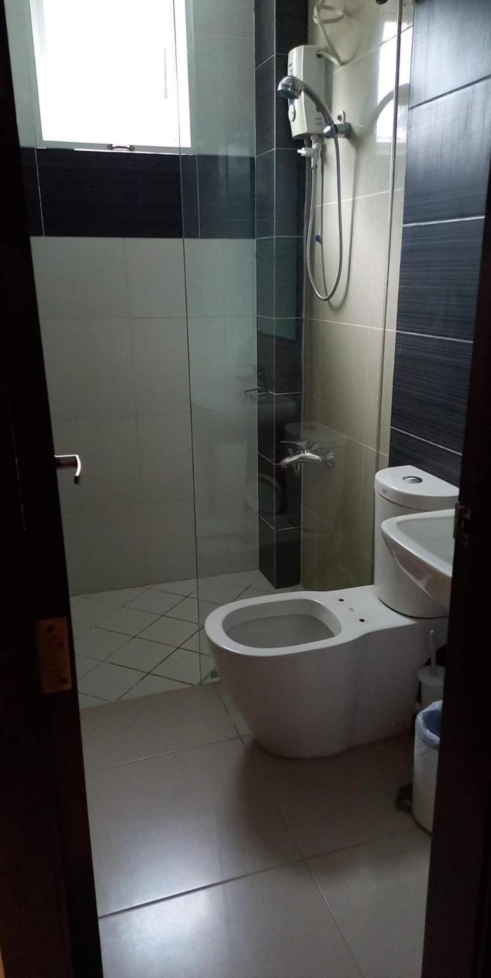 Two-Bedroom Apartment - Photo 22