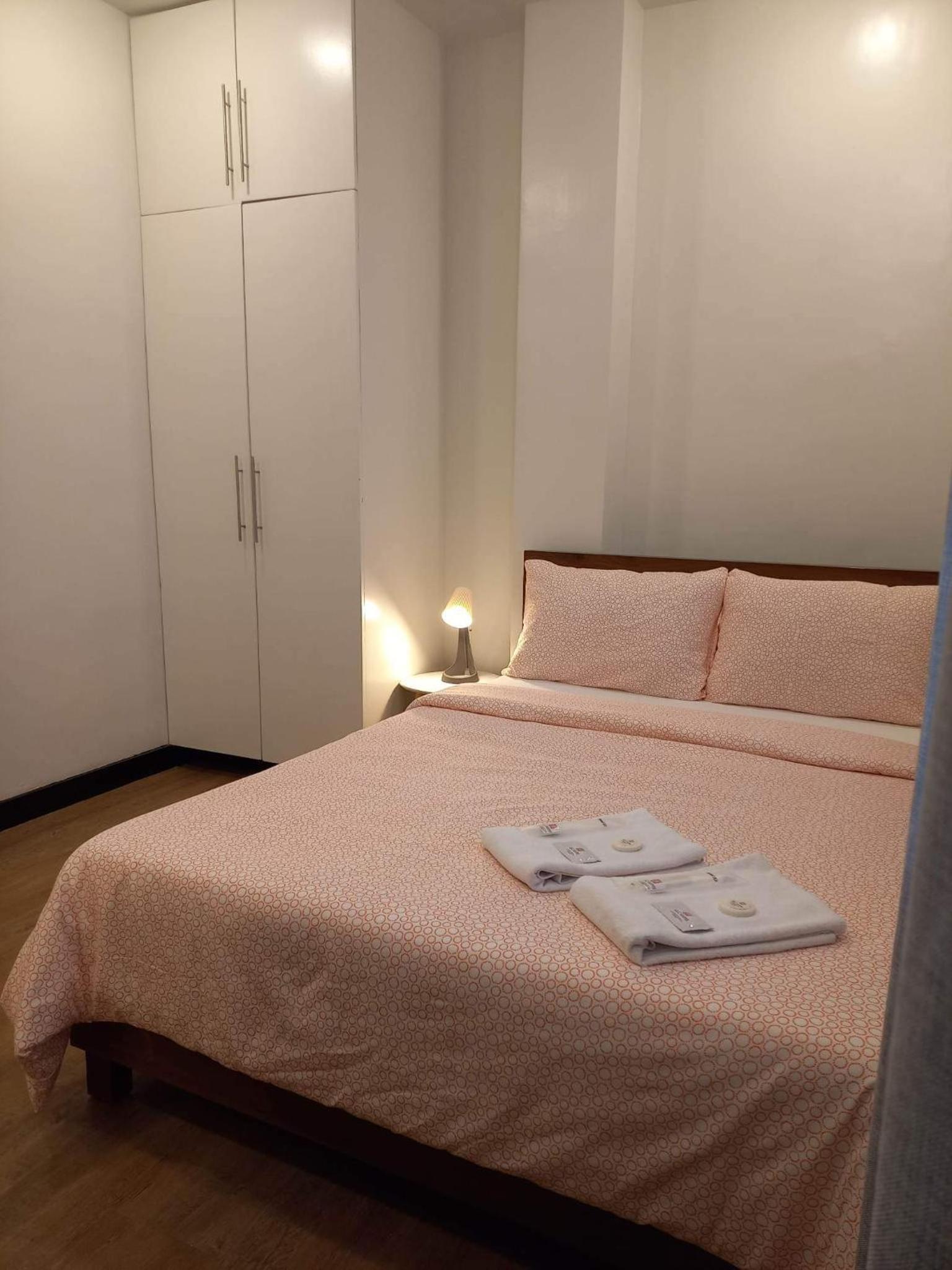 Two-Bedroom Apartment - Photo 9